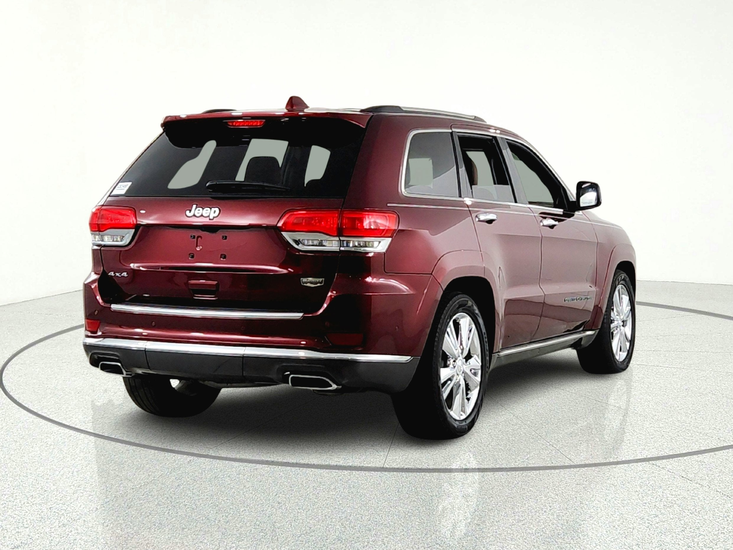 2019 Jeep Grand Cherokee Summit