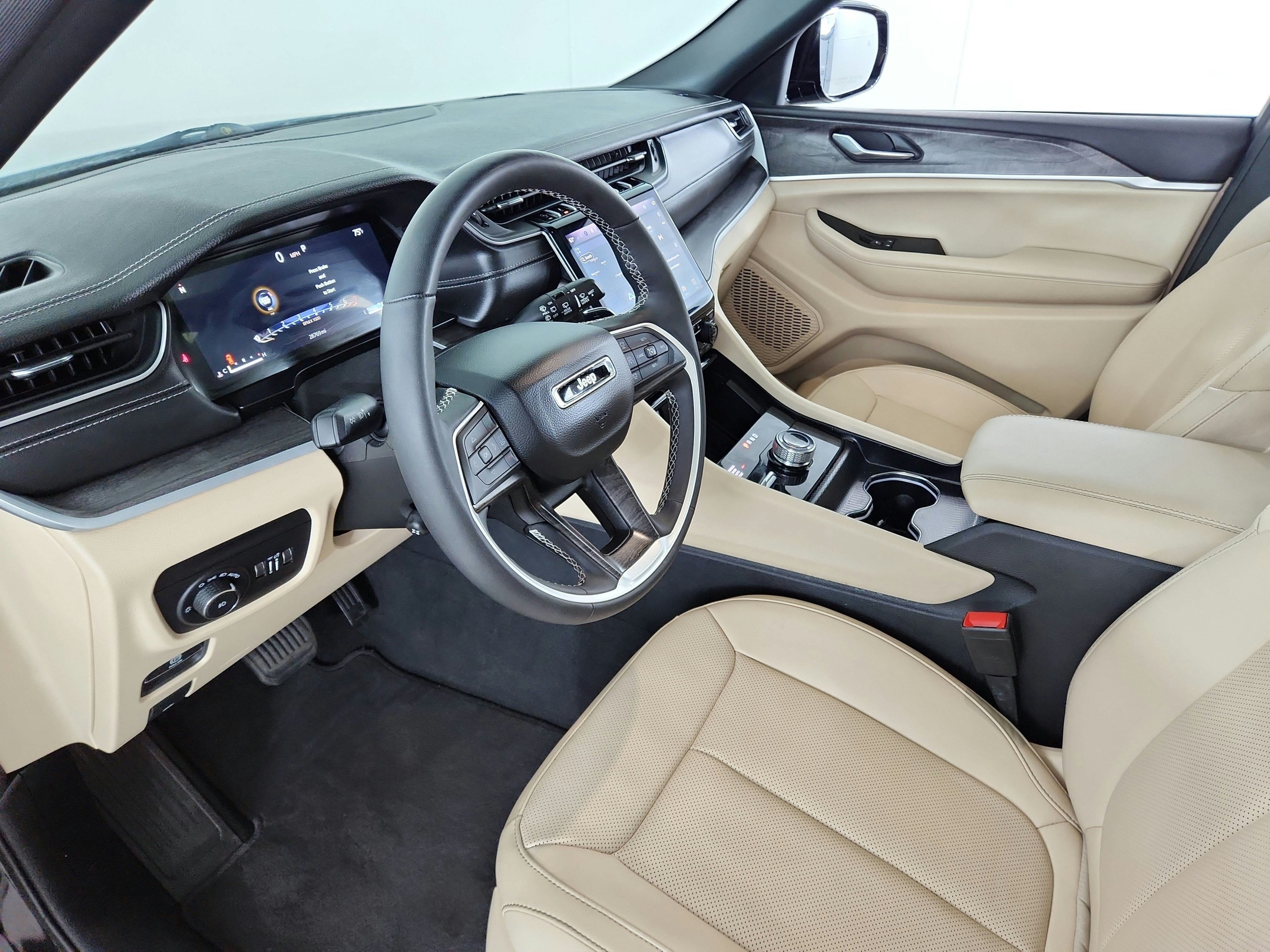 2025 Jeep Grand Cherokee L Limited 4x4