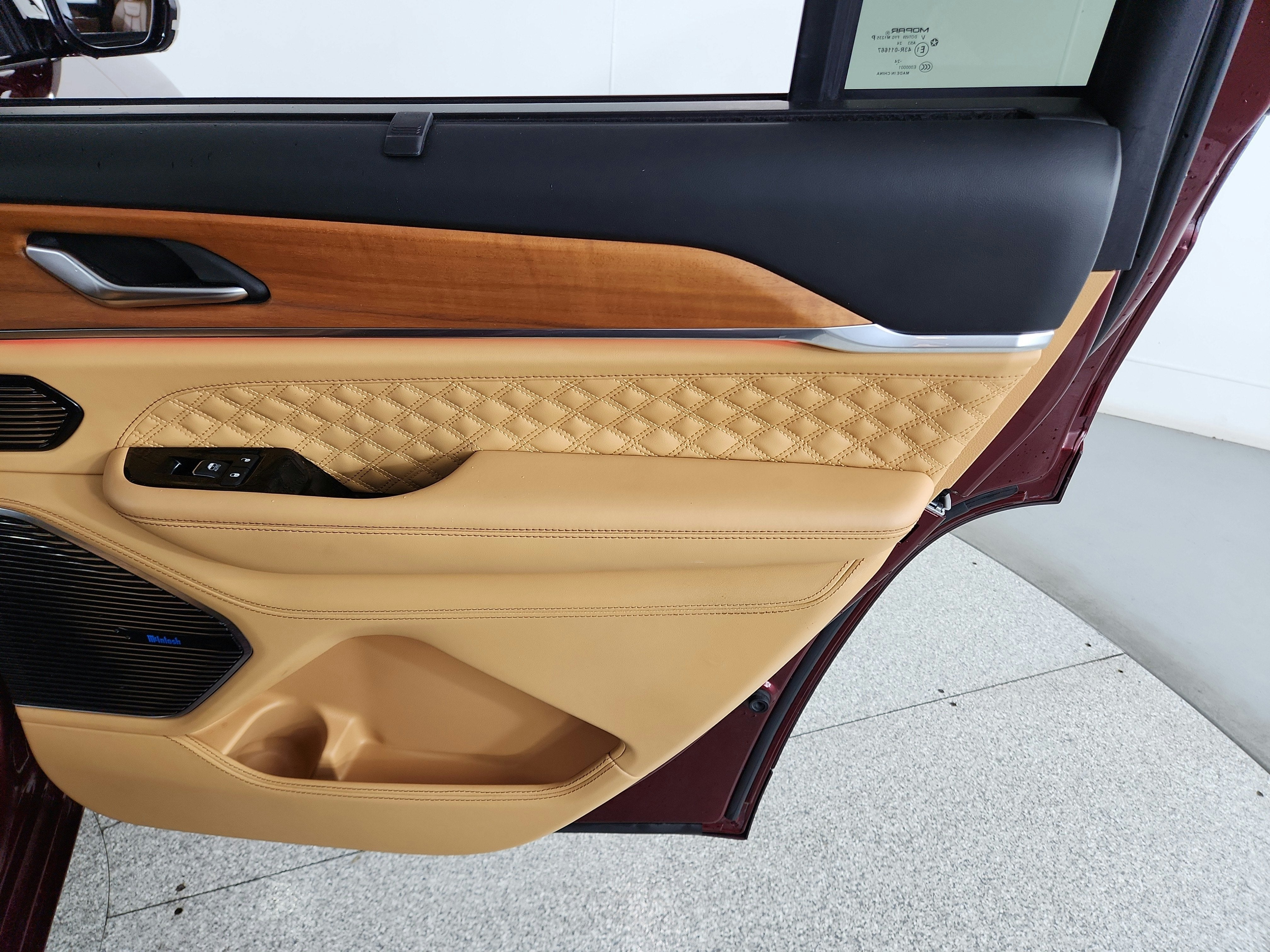 2025 Jeep Grand Cherokee L Summit Reserve