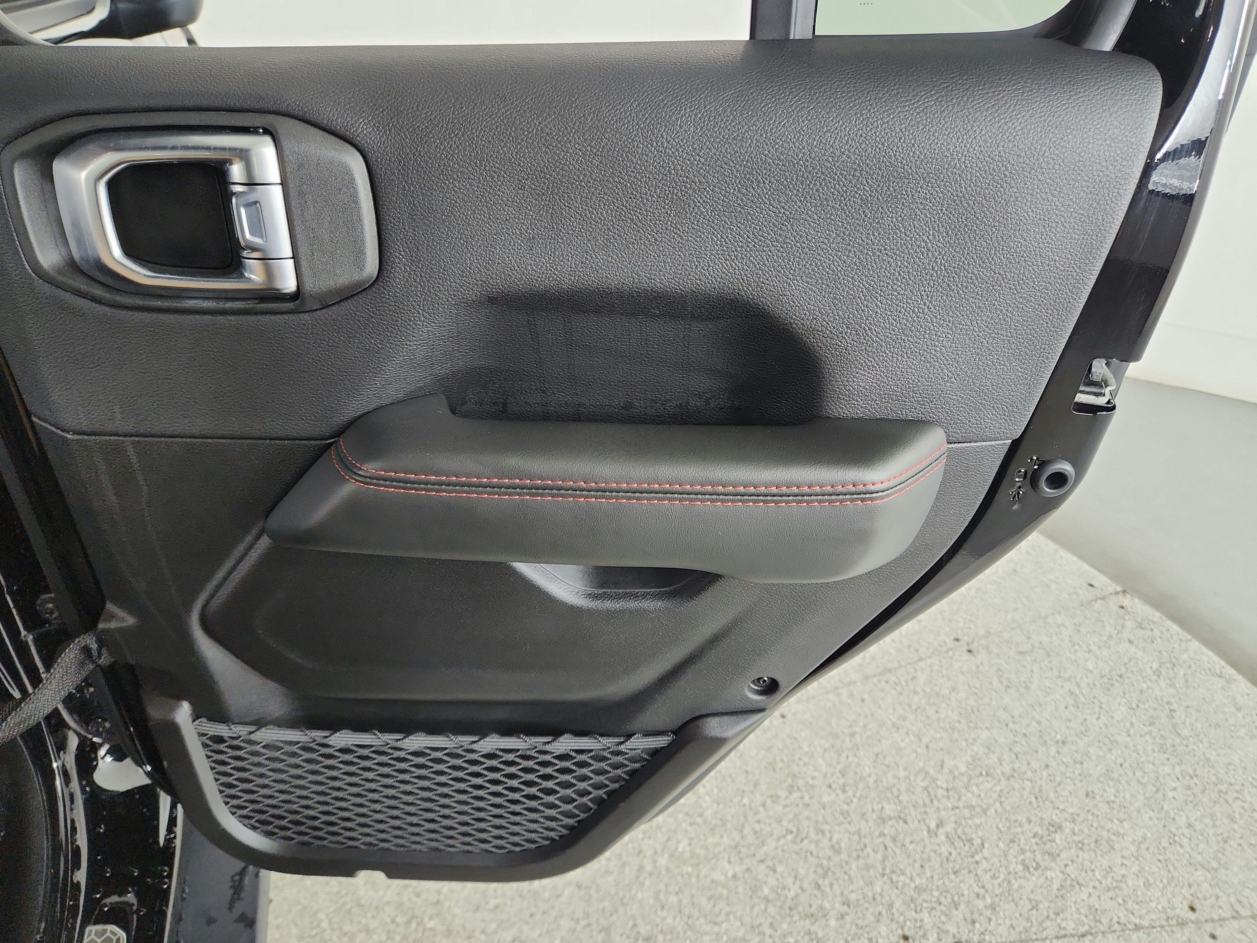 2025 Jeep Wrangler Rubicon X