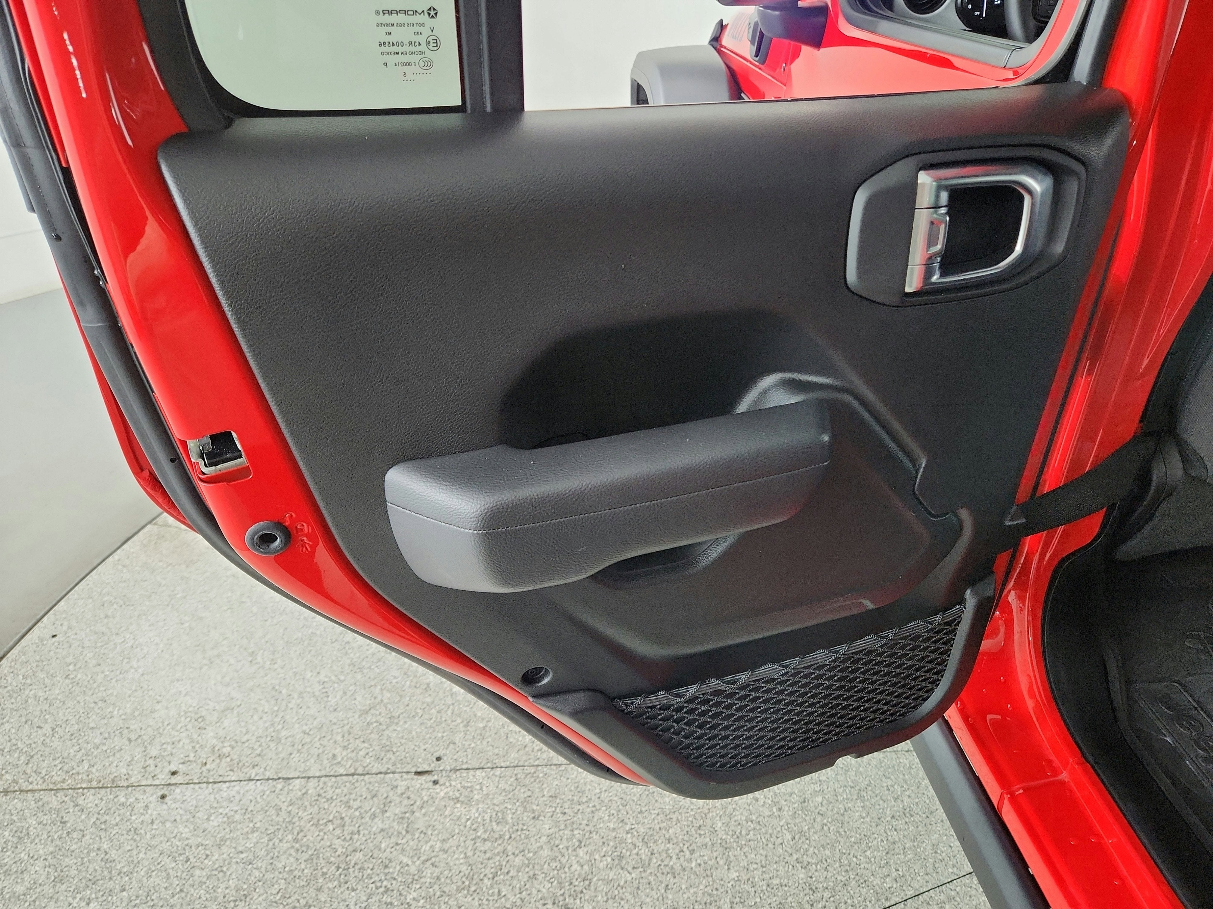 2025 Jeep Wrangler 4xe Willys