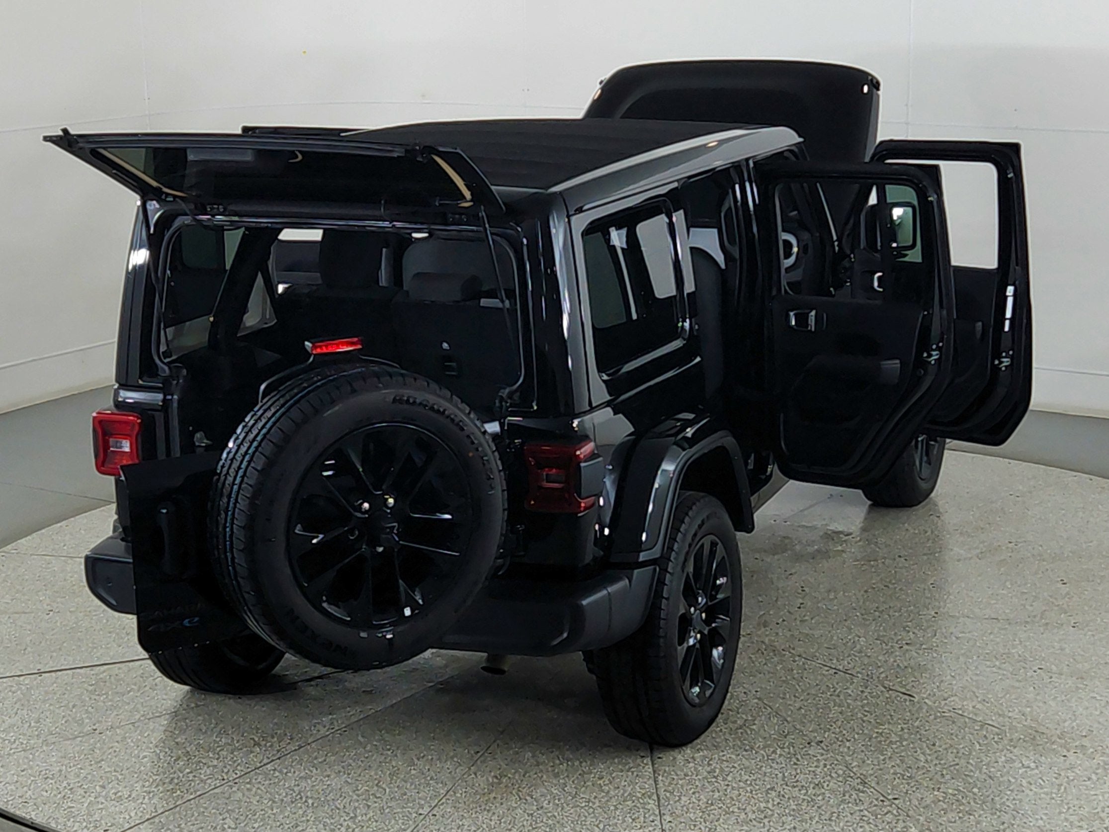 2025 Jeep Wrangler 4xe Sahara