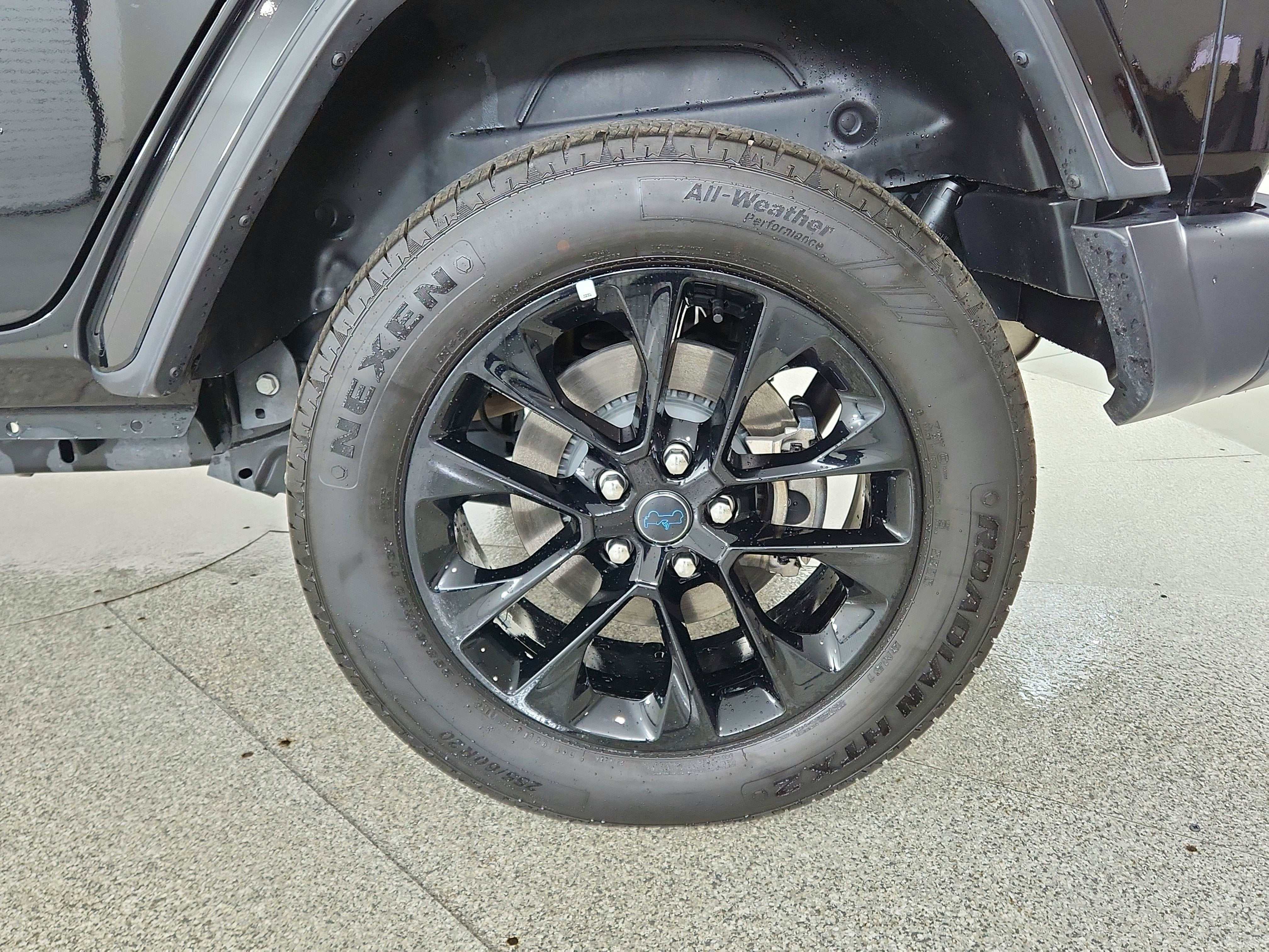 2025 Jeep Wrangler 4xe Sahara