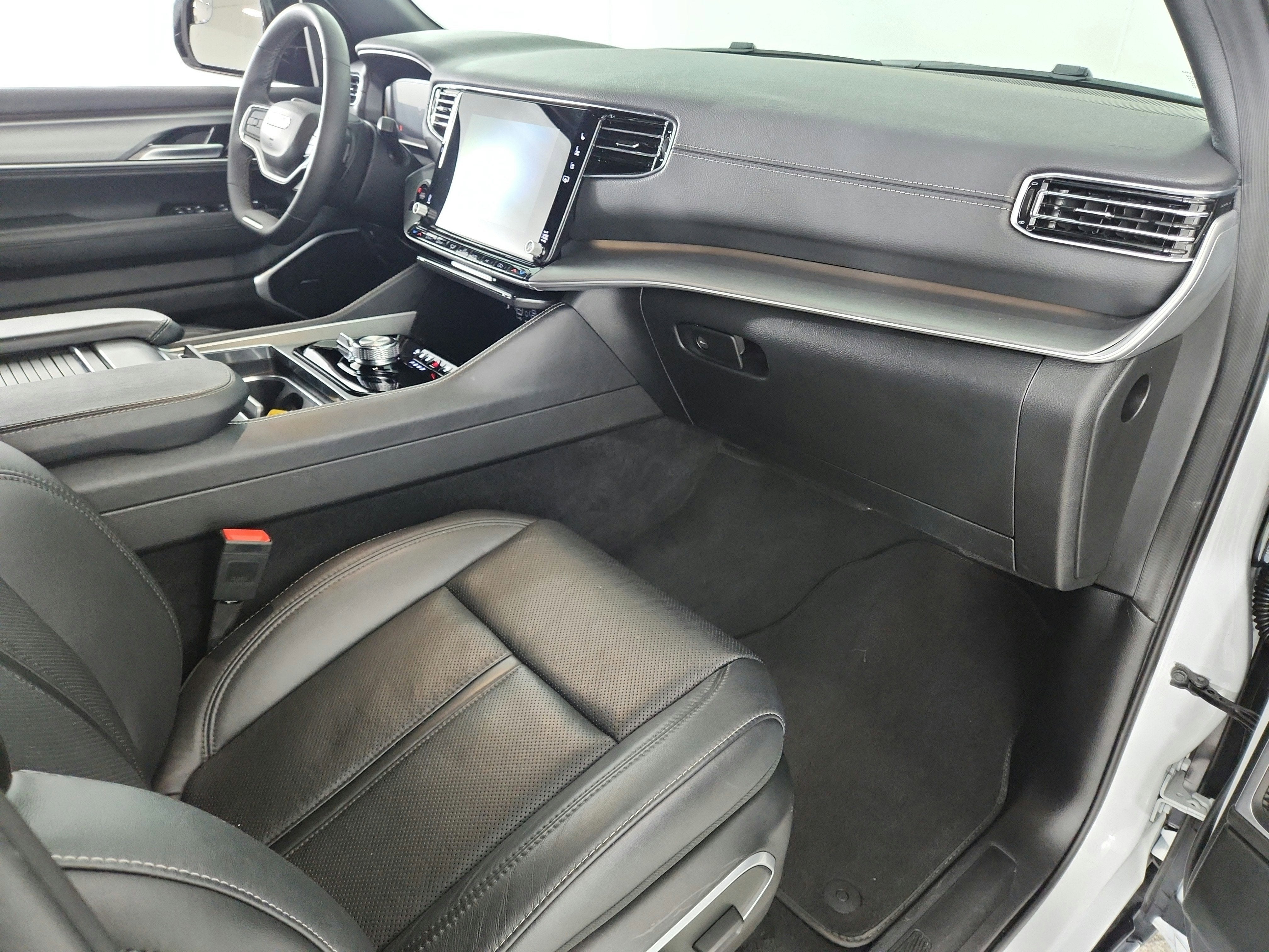 2025 Jeep Wagoneer L Series II