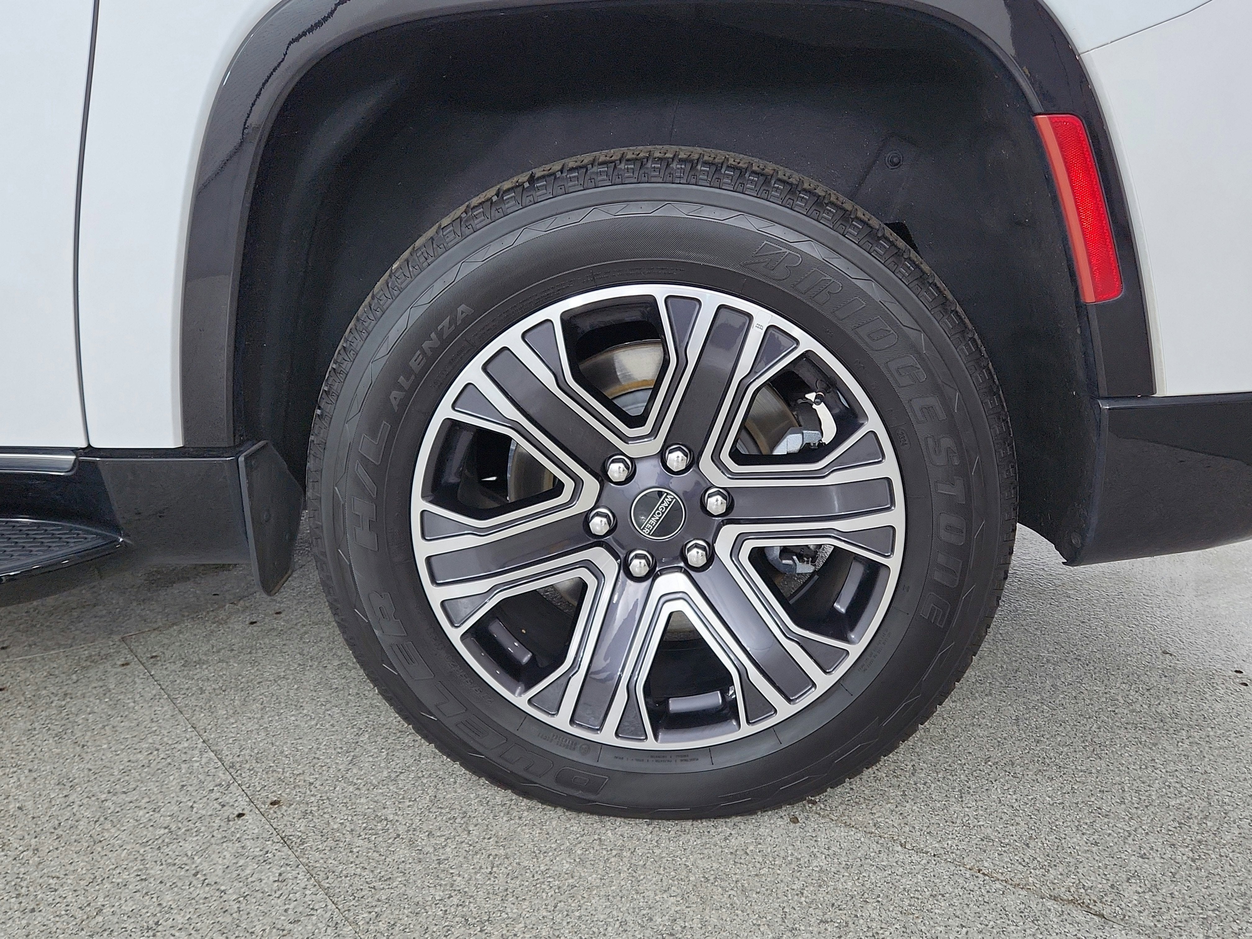 2025 Jeep Wagoneer L Series II