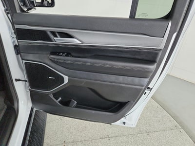 2025 Jeep Wagoneer L Series II 4x4