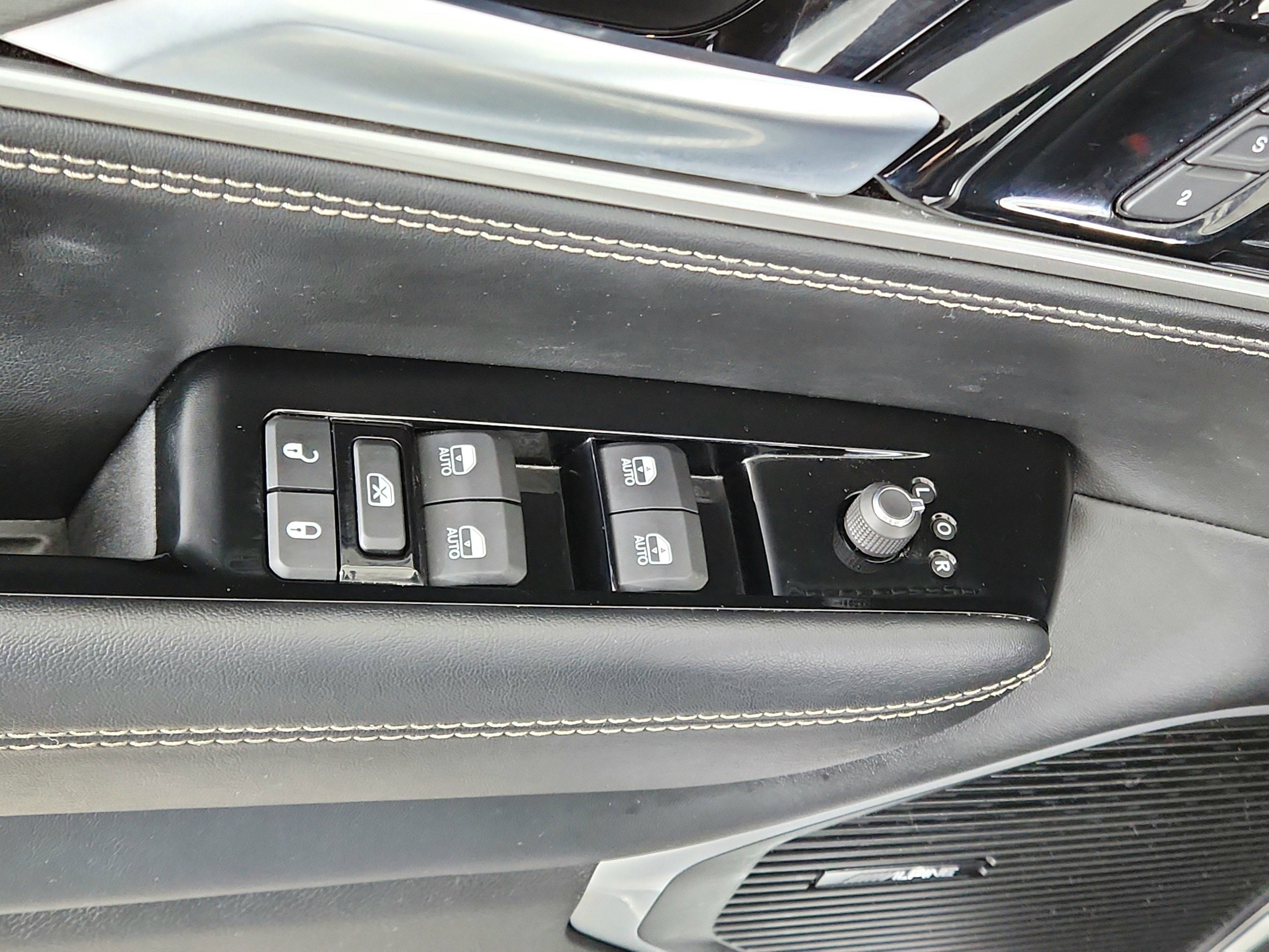 2025 Jeep Wagoneer L Series II