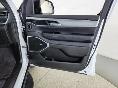 2025 Jeep Wagoneer L Series II