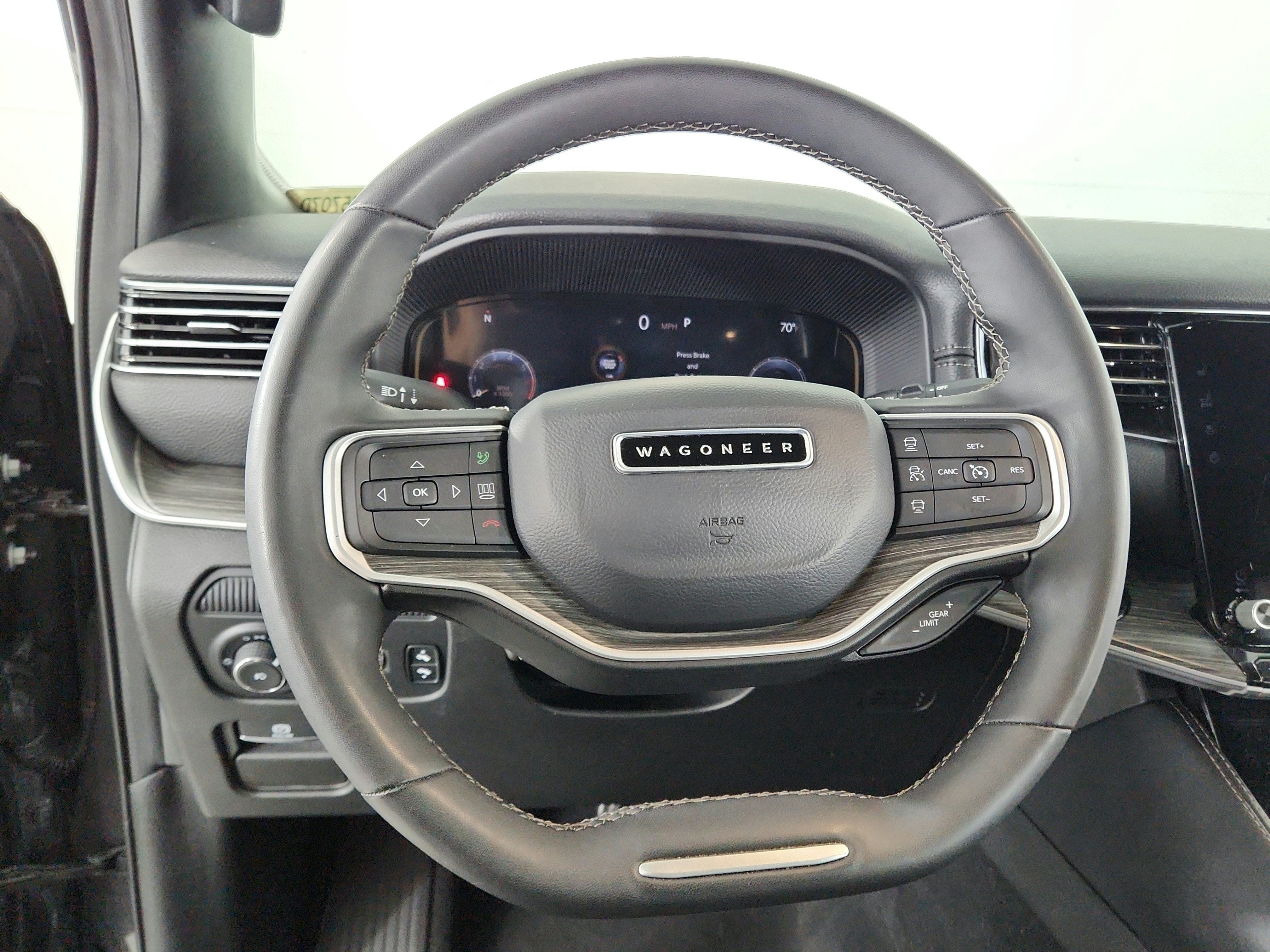2024 Jeep Wagoneer L Series II