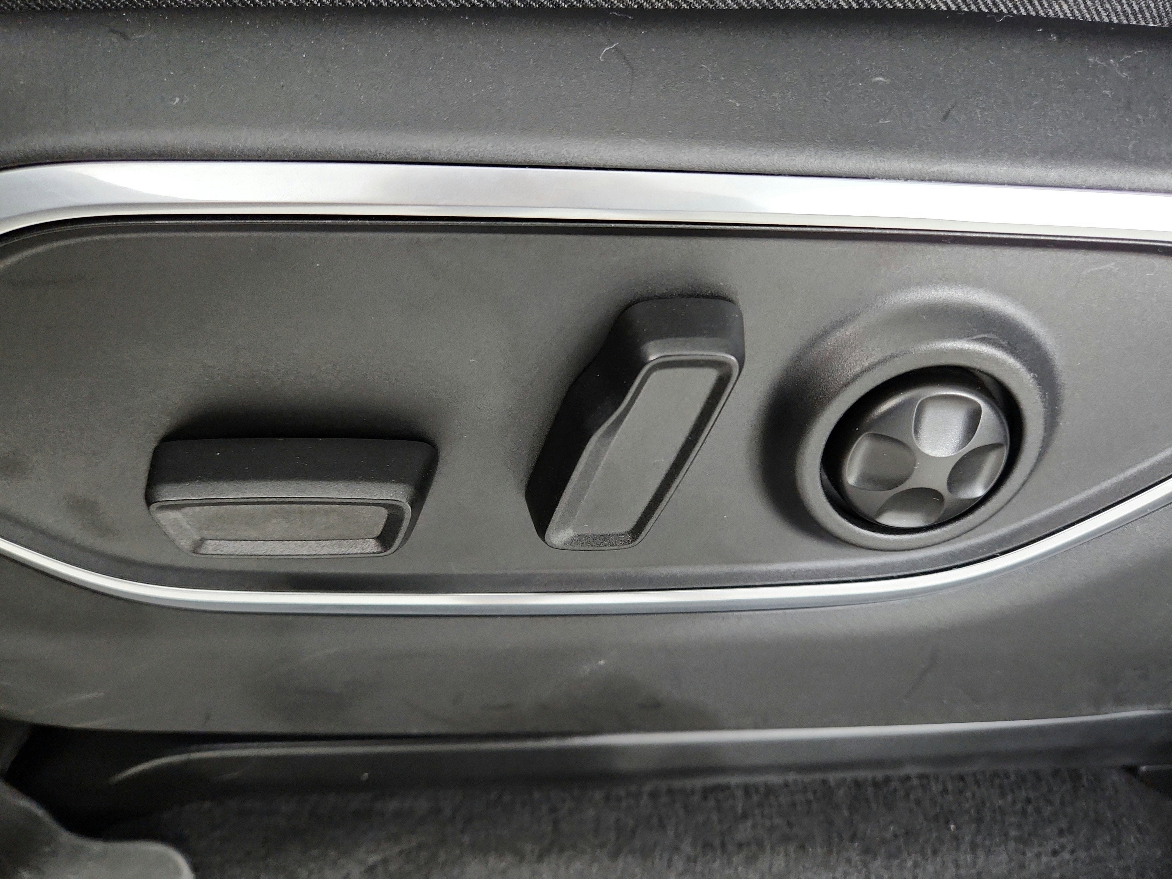 2024 Jeep Wagoneer Series II Carbide