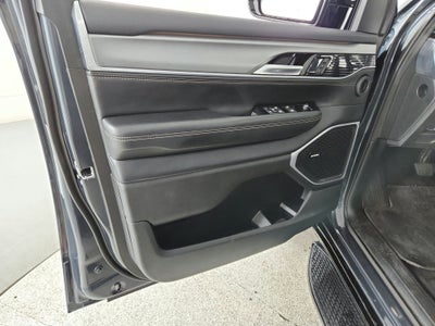 2024 Jeep Wagoneer Series II Carbide 4x4