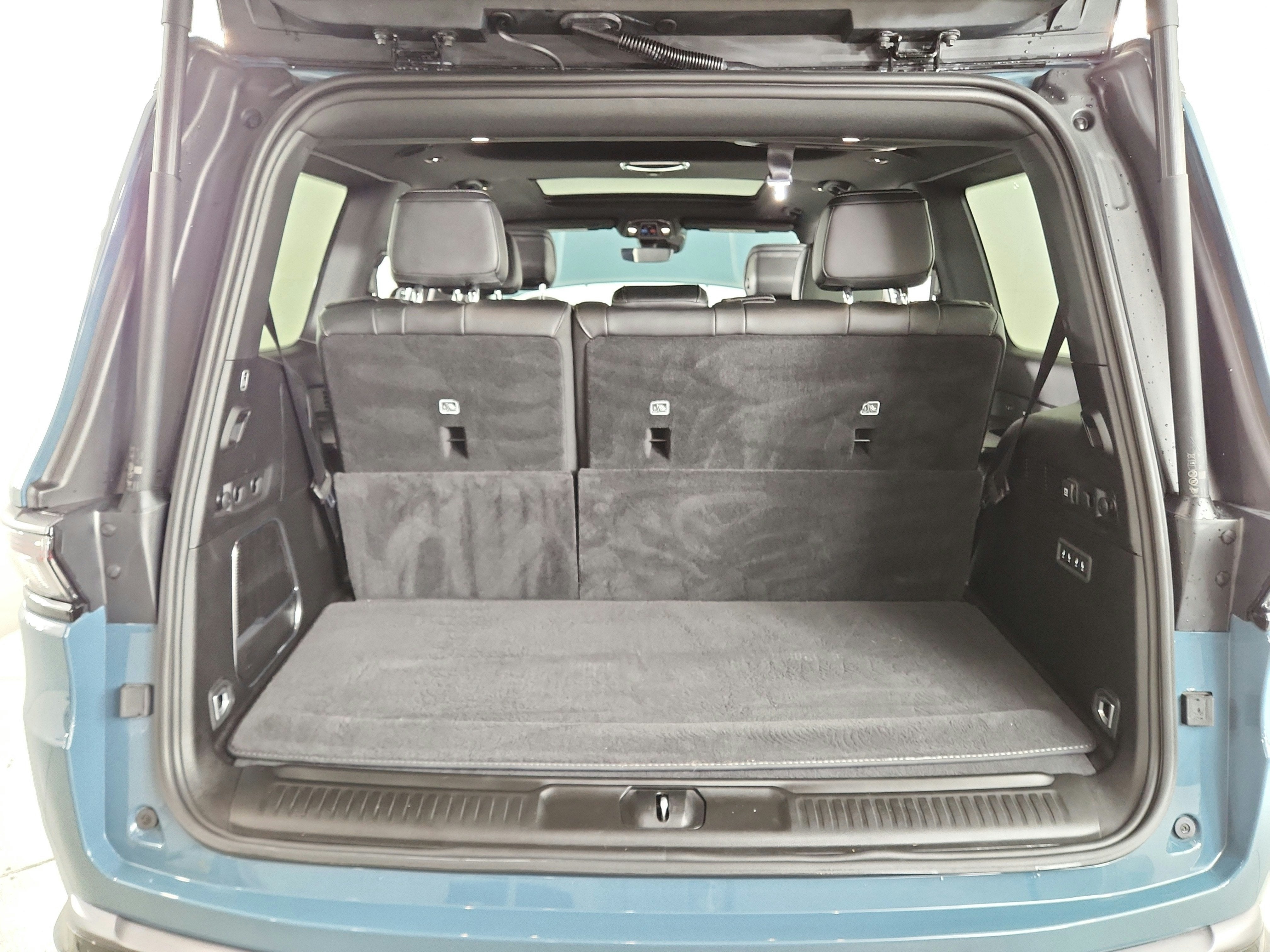 2026 Jeep Grand Wagoneer Limited Altitude 4x4