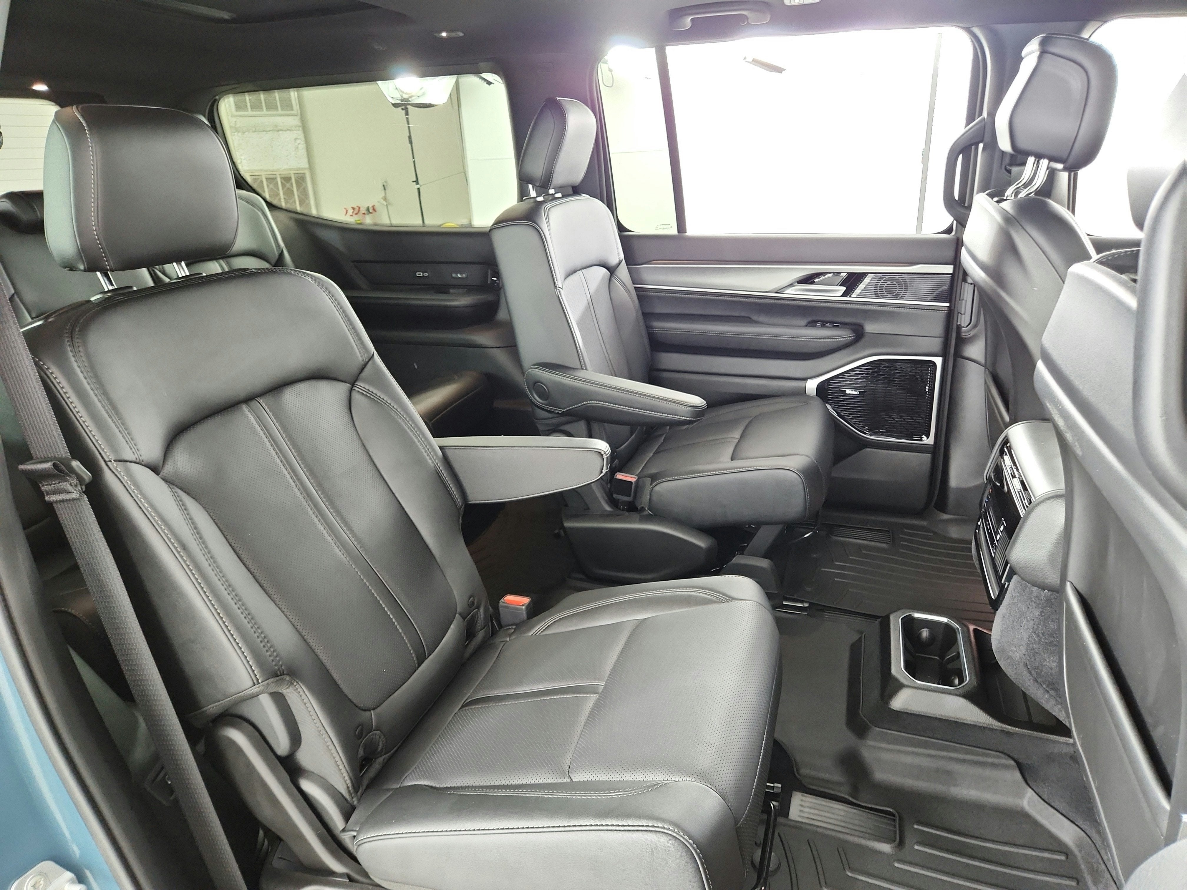 2026 Jeep Grand Wagoneer Limited Altitude 4x4