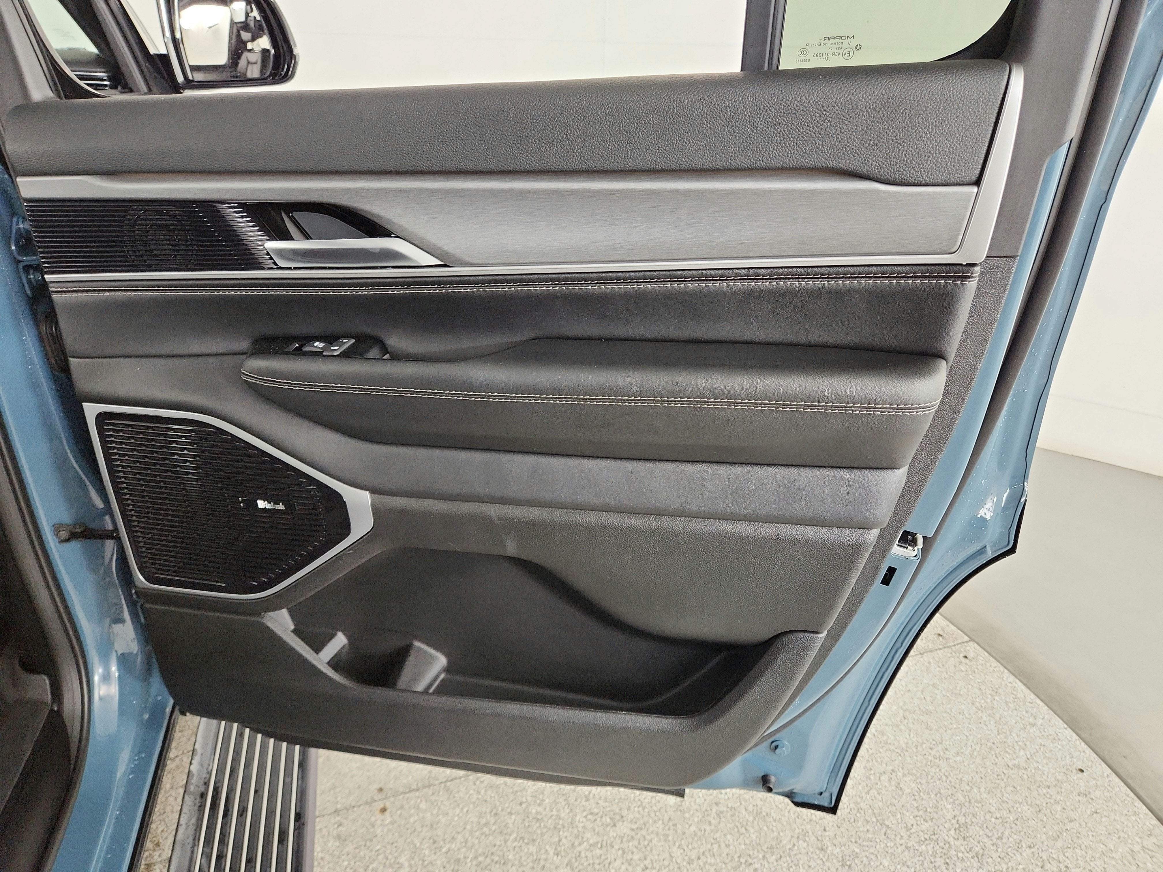 2026 Jeep Grand Wagoneer Limited Altitude 4x4
