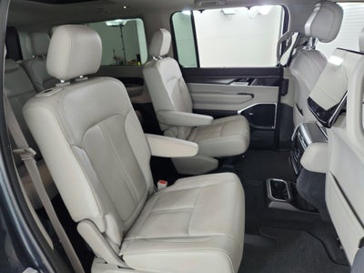 2023 Jeep Wagoneer Series III