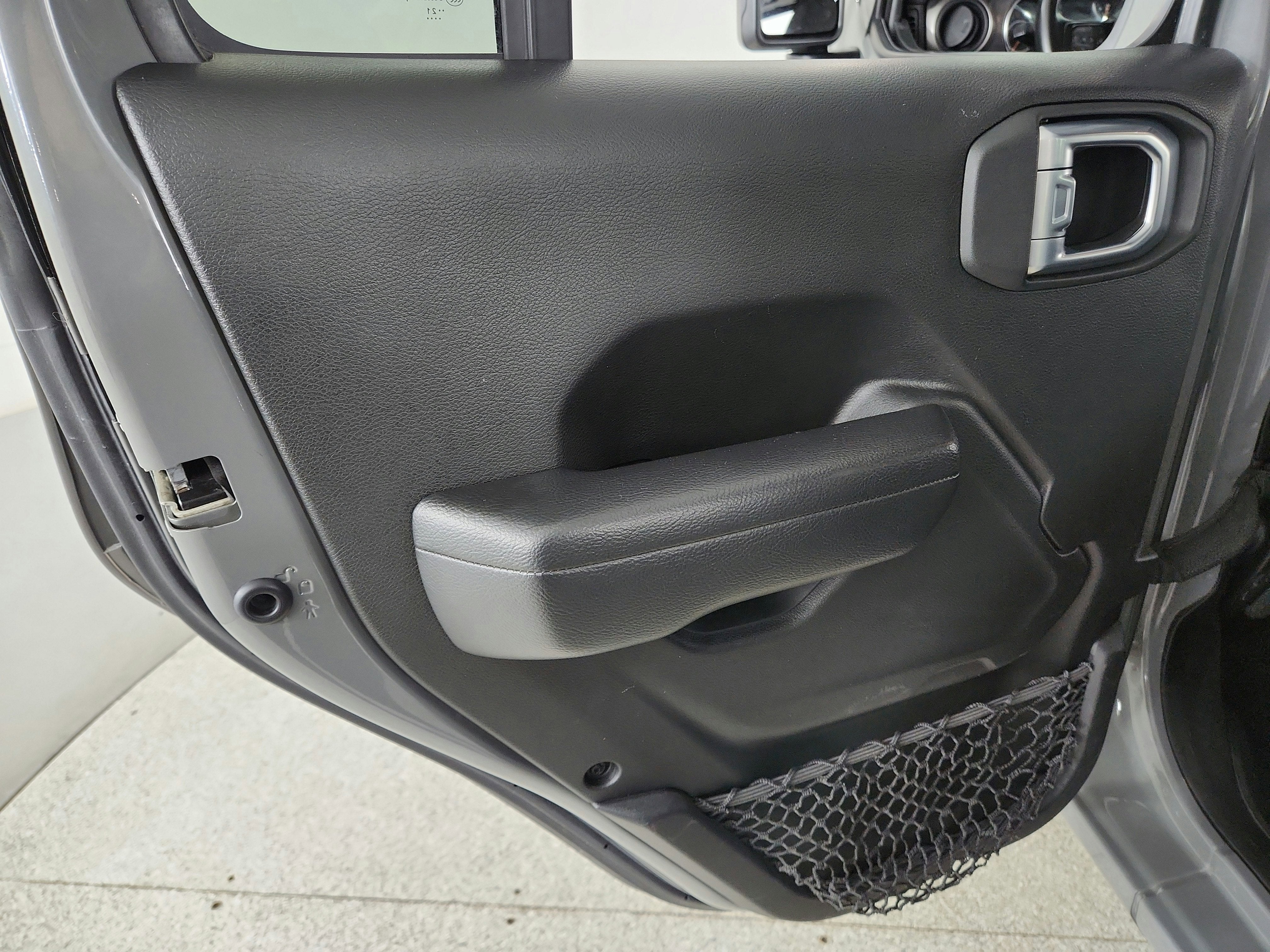 2022 Jeep Gladiator Sport S