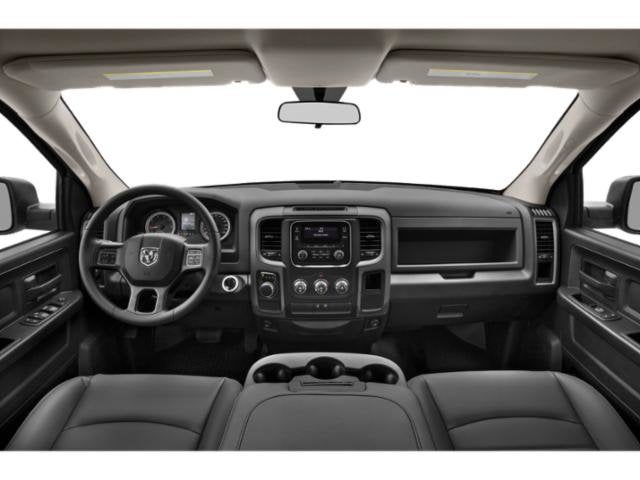 2019 RAM 1500 Classic Express 4x4 Crew Cab 5'7" Box