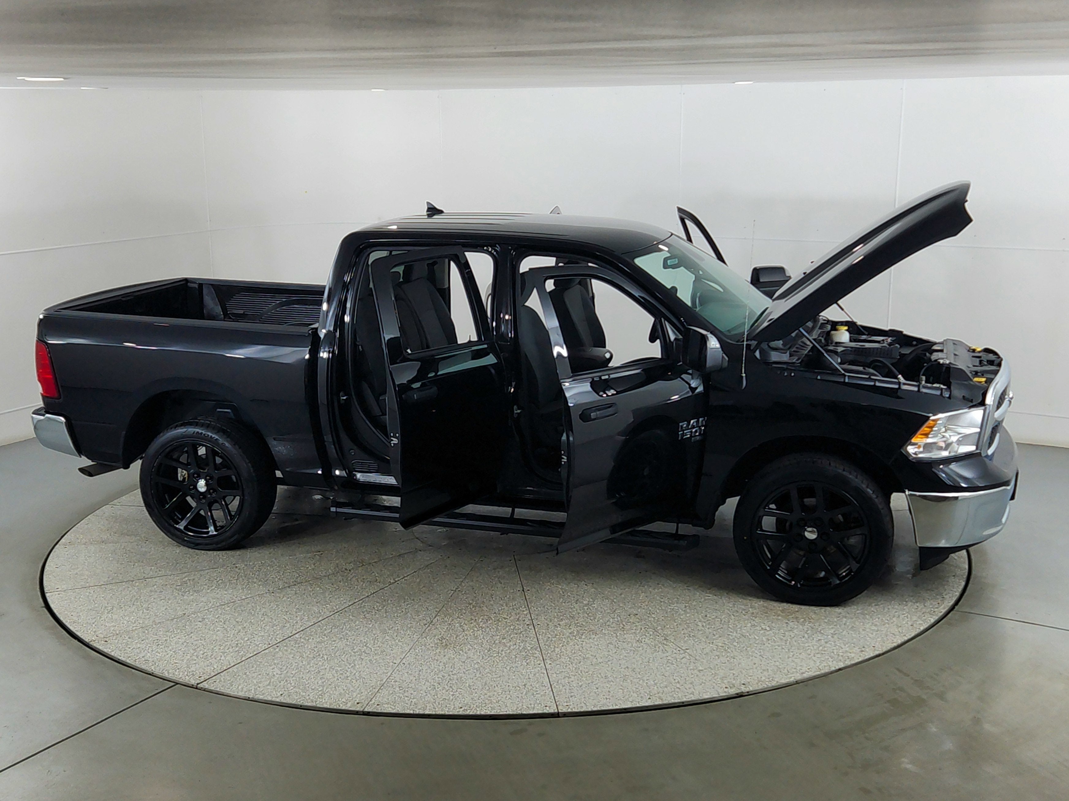 2023 RAM 1500 Classic SLT