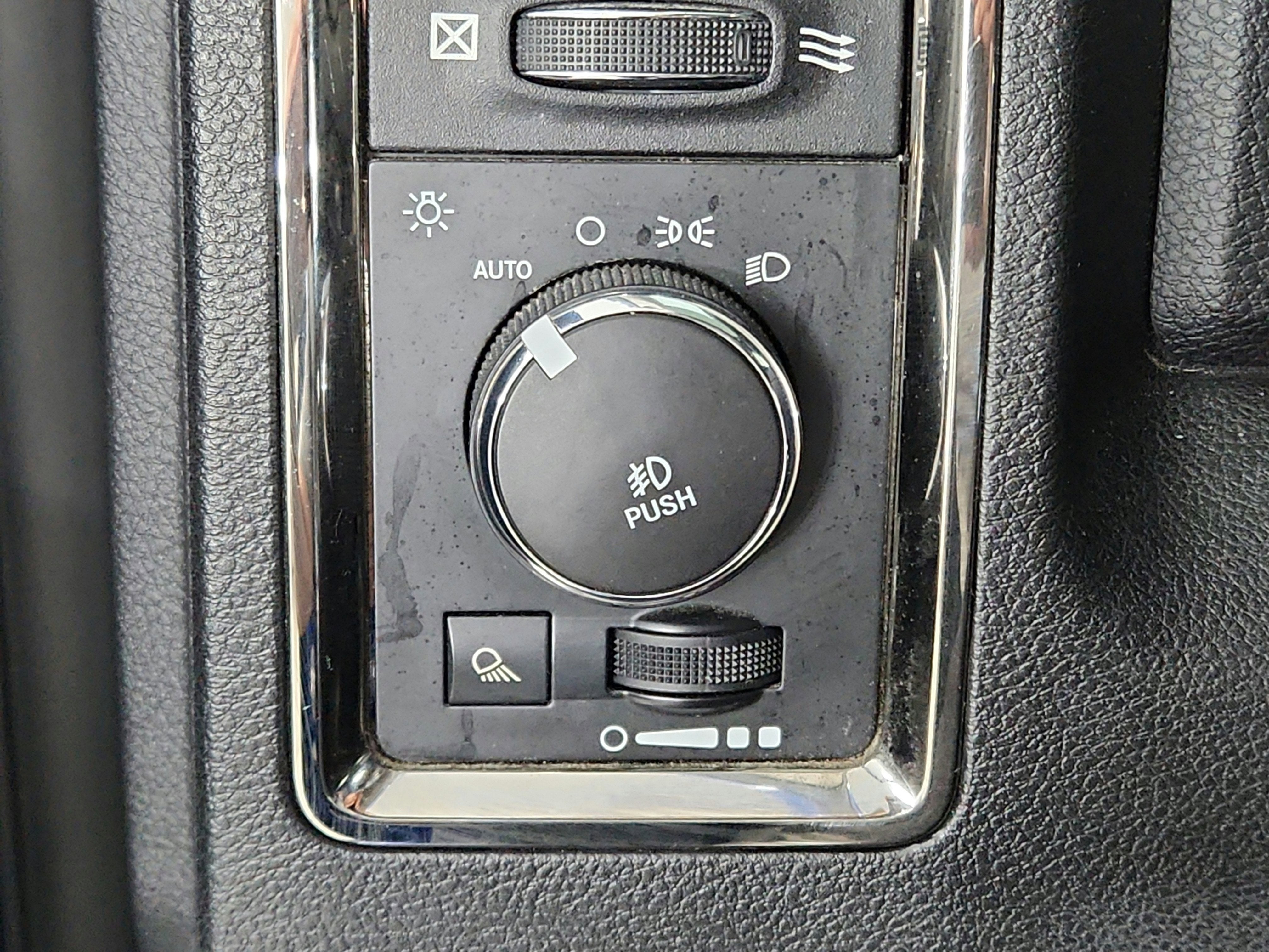 2017 RAM 1500 Sport