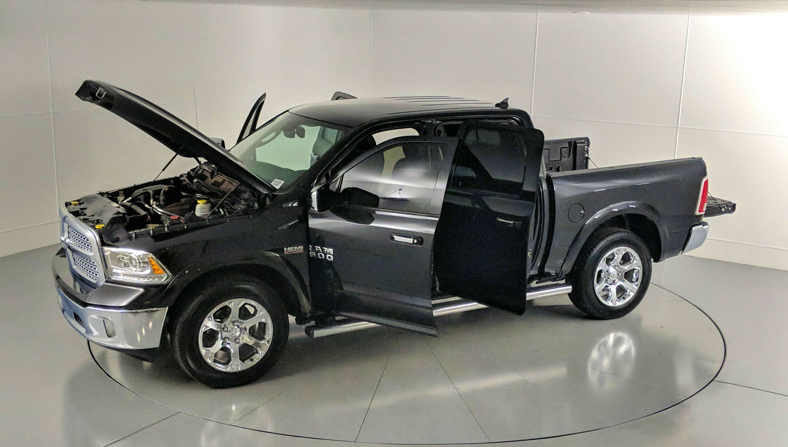 2017 RAM 1500 Laramie