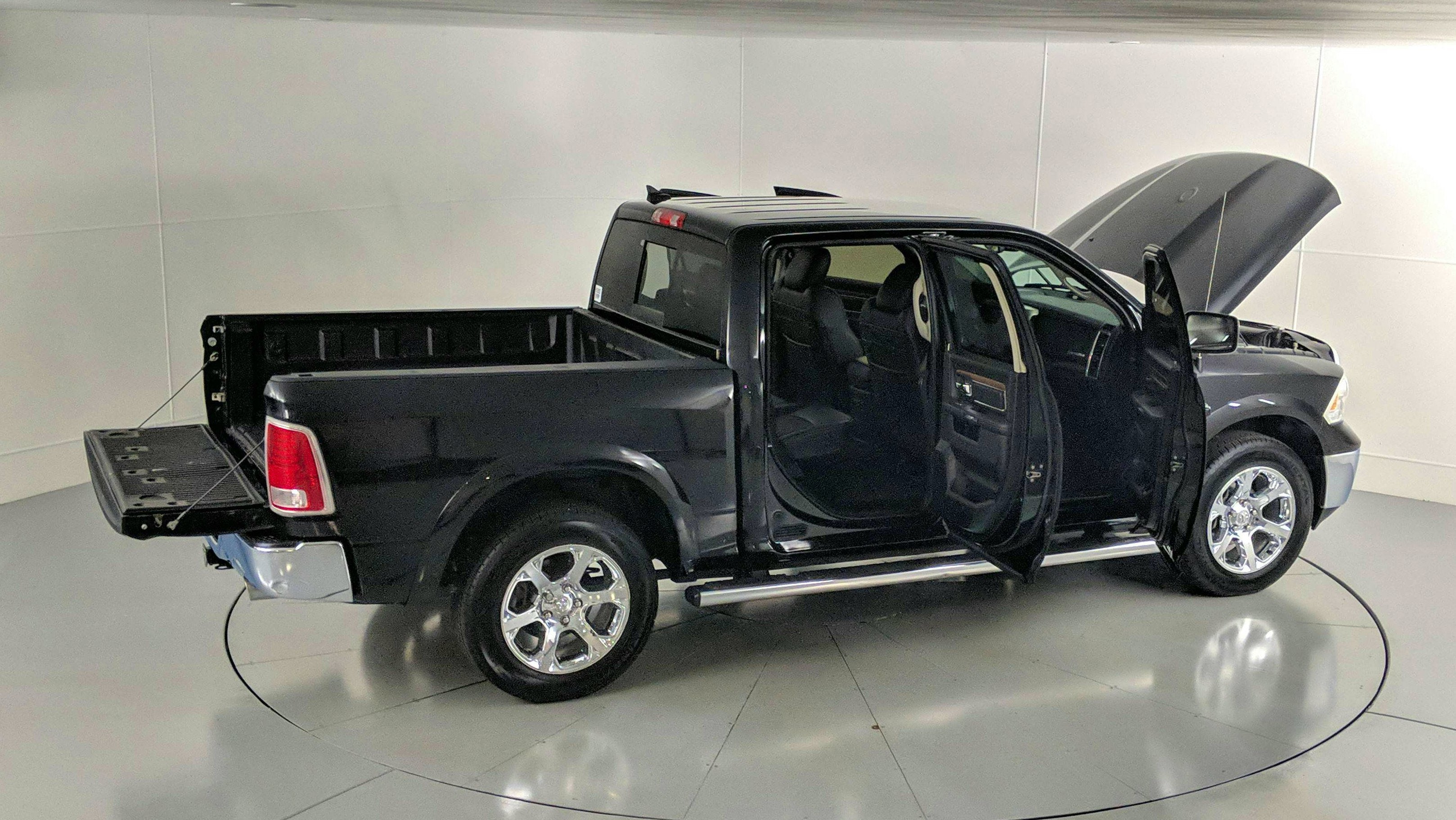 2017 RAM 1500 Laramie