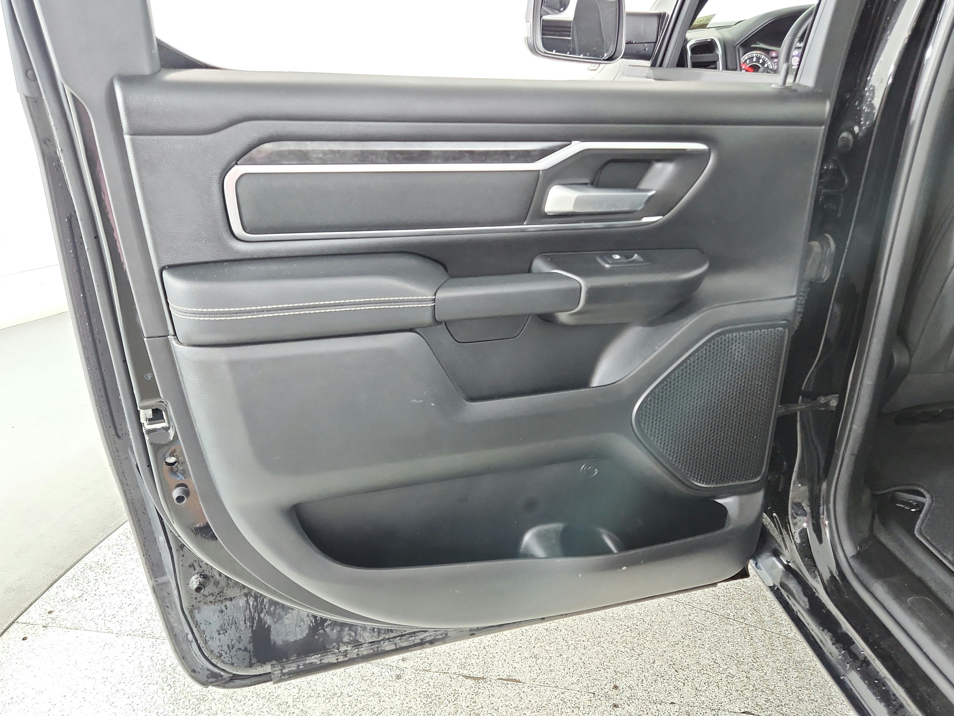 2024 RAM Ram 1500 Big Horn 4x4 Crew Cab 5'7" Box