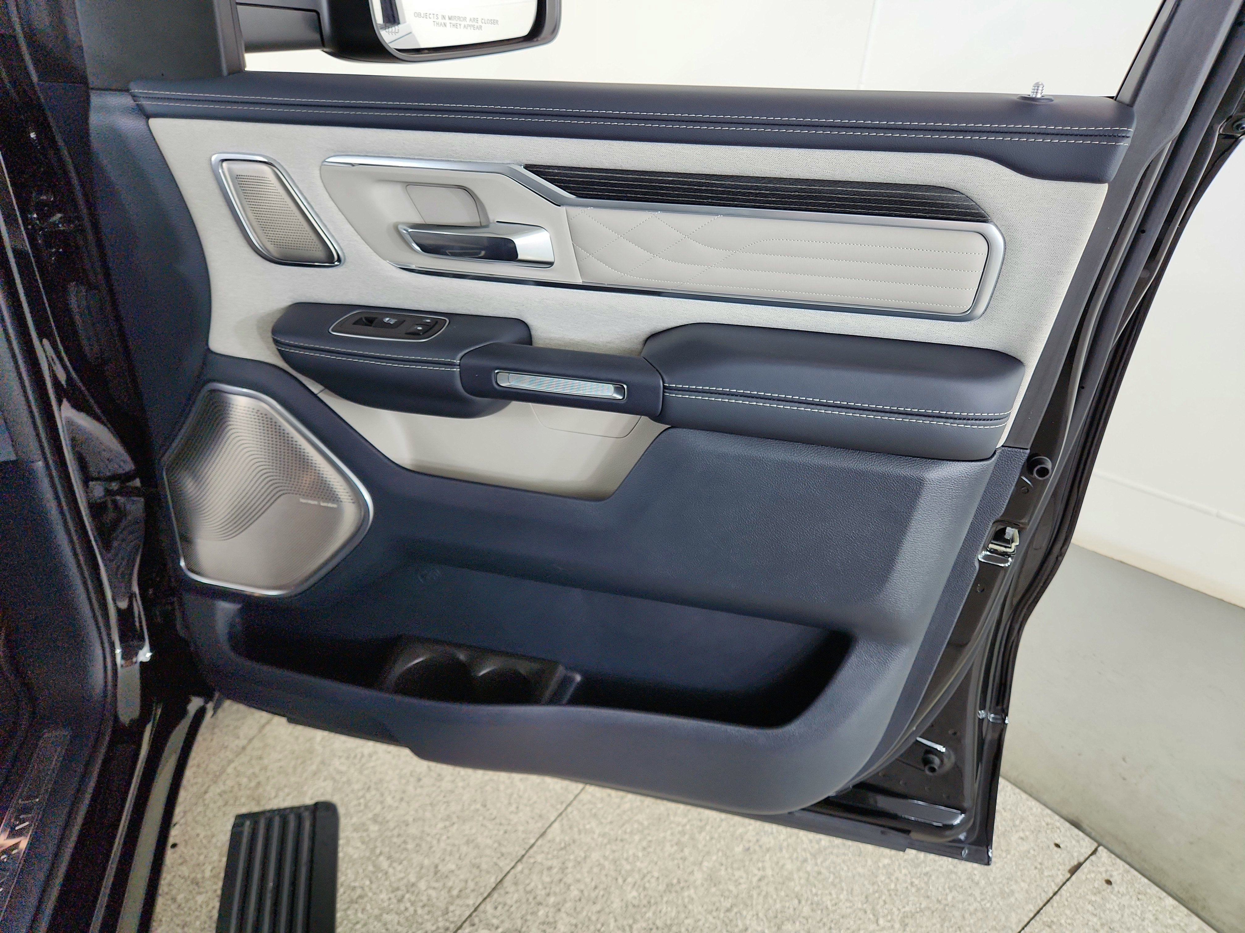 2024 RAM 1500 Limited