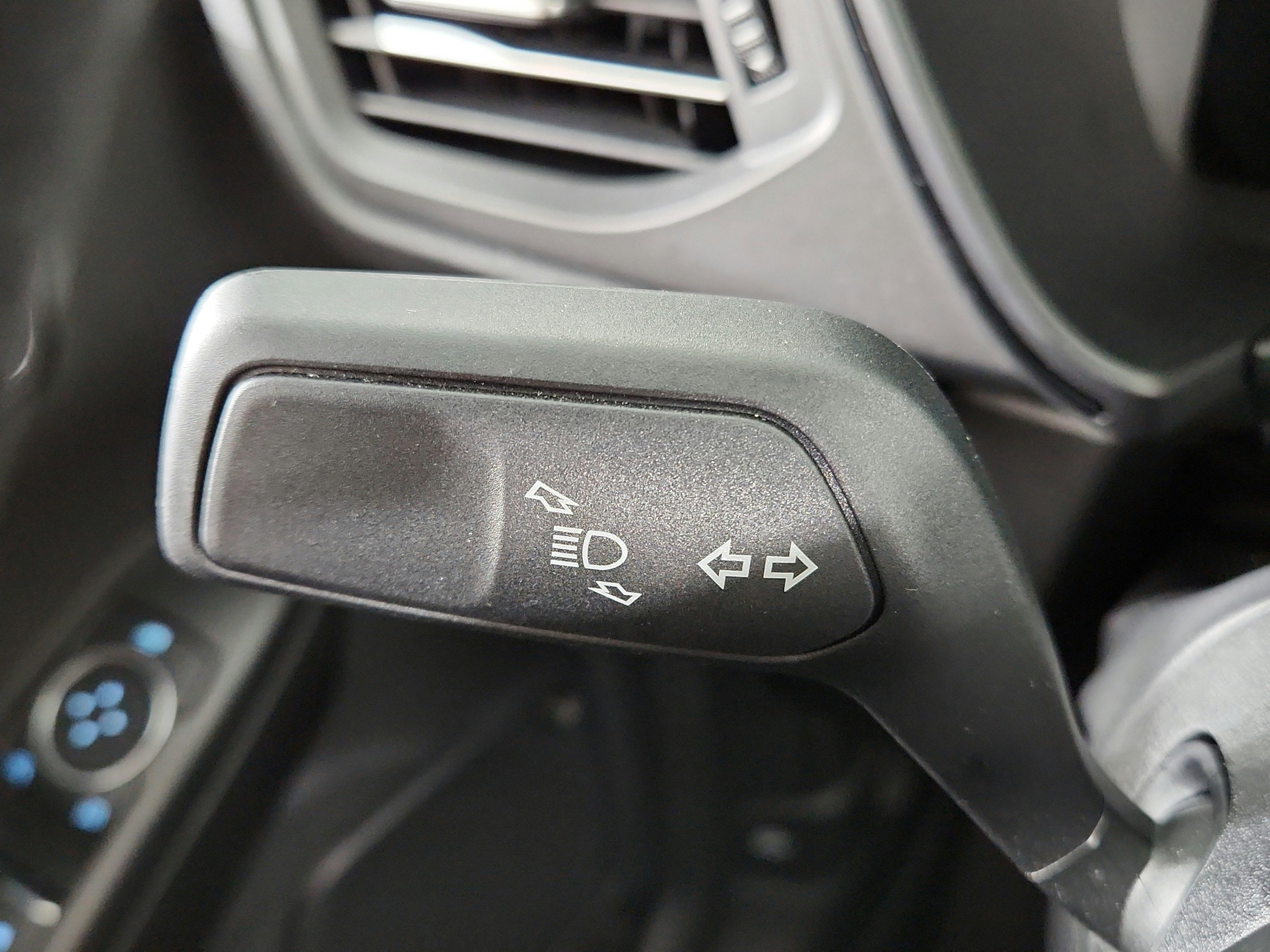 2025 Ford Escape ST-Line Elite