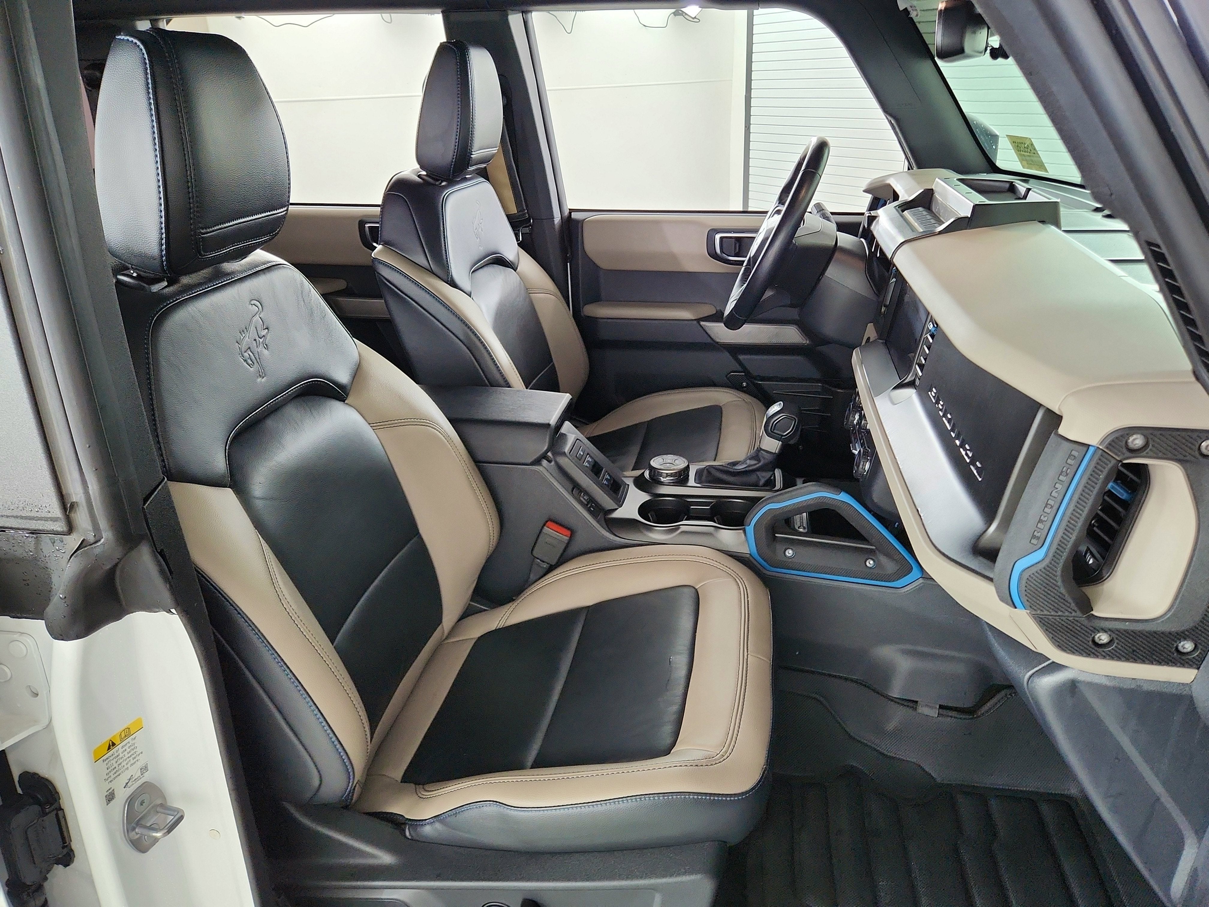 2023 Ford Bronco Base