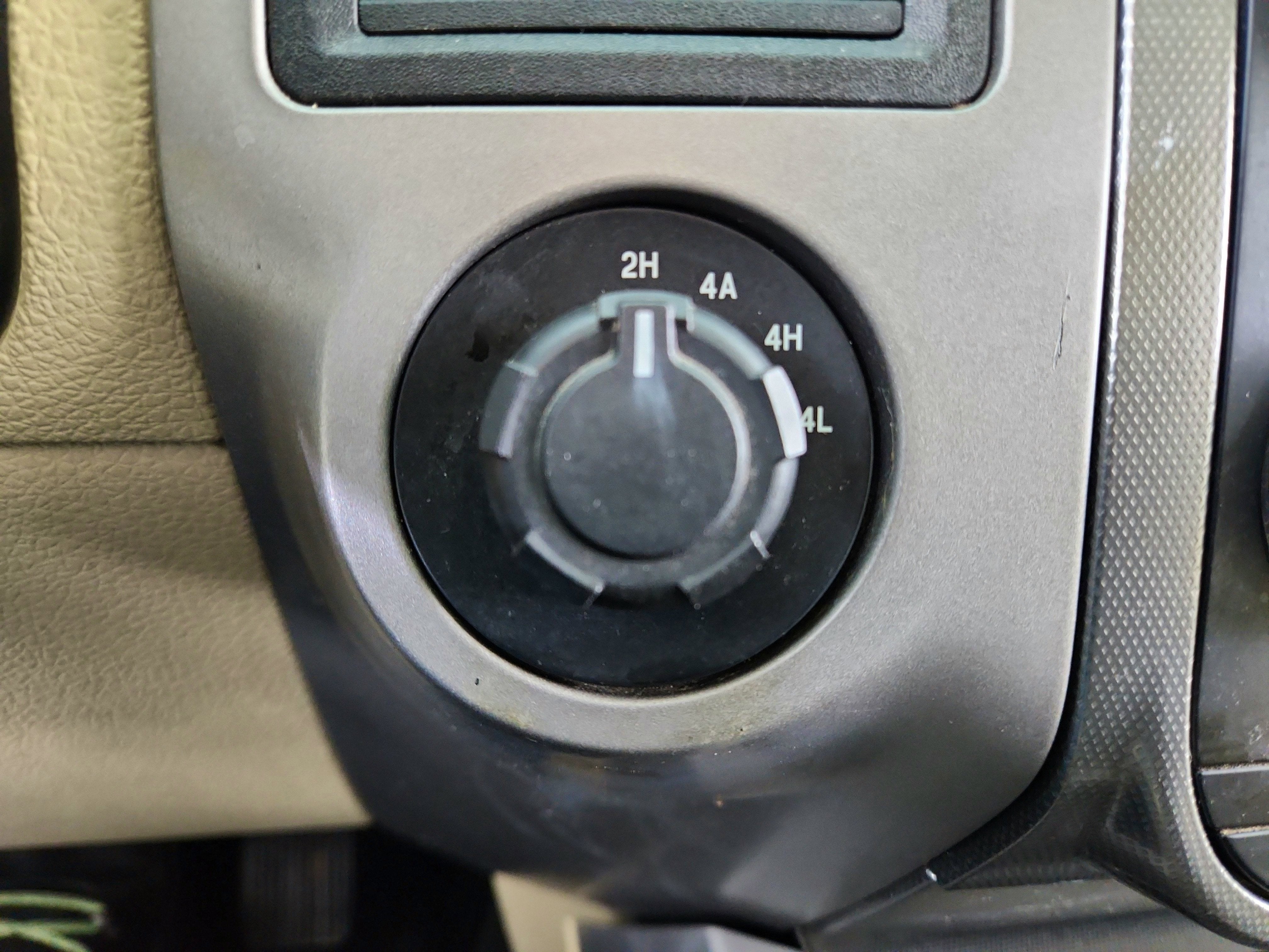 2016 Ford Expedition Base