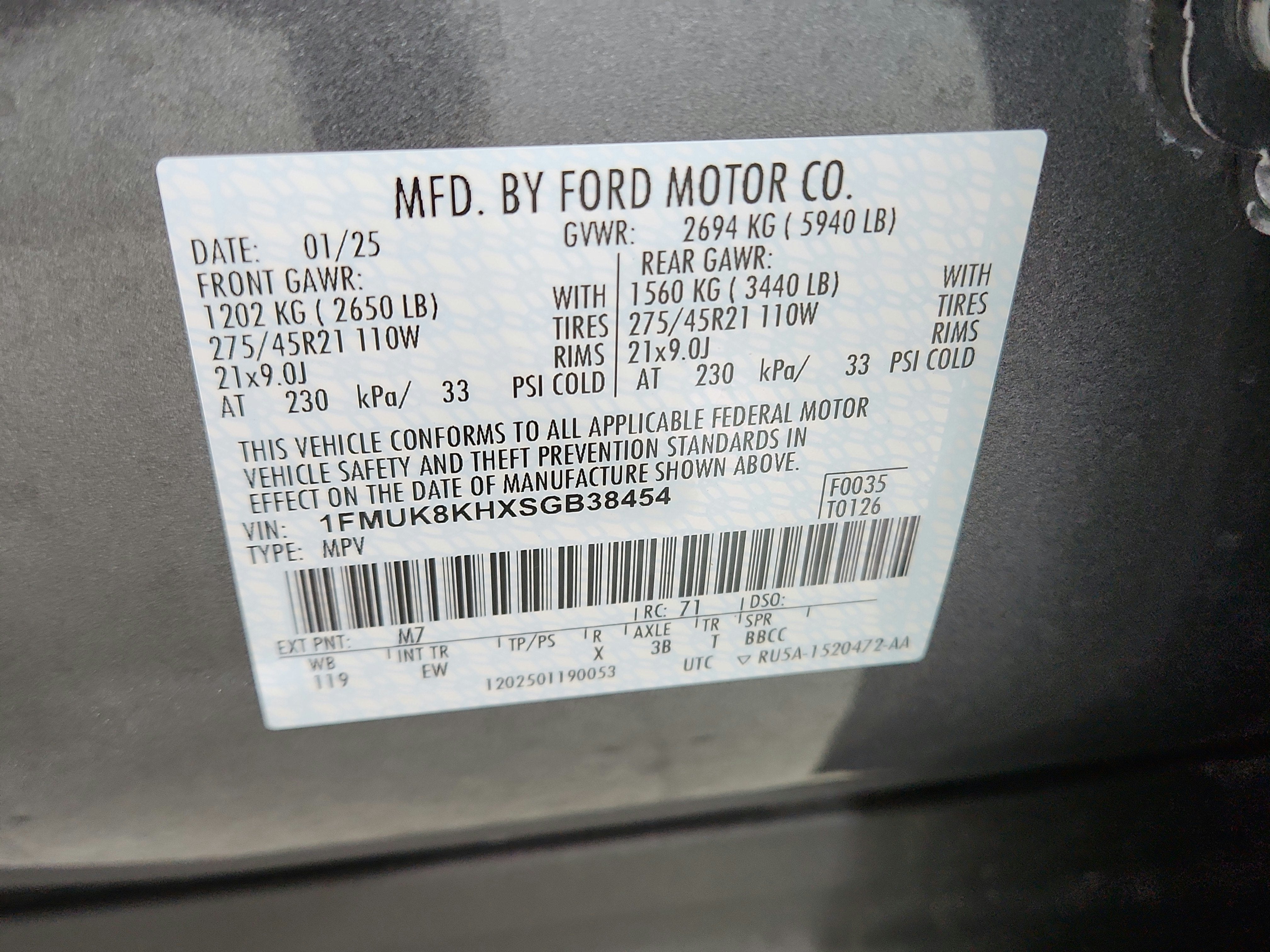 2025 Ford Explorer ST-Line