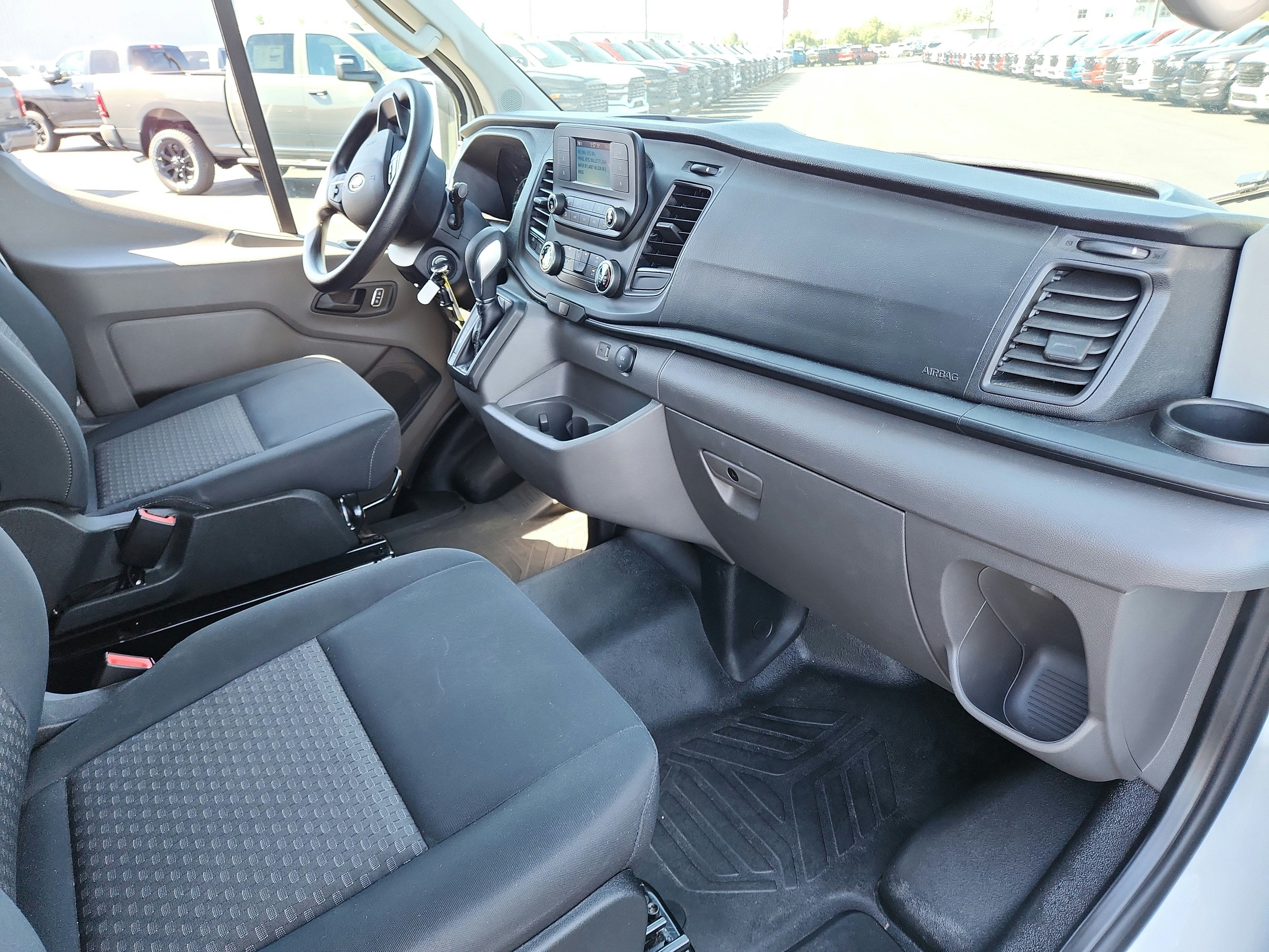 2025 Ford Transit-250 Cargo Van T-250 130" Low Rf 9070 GVWR RWD