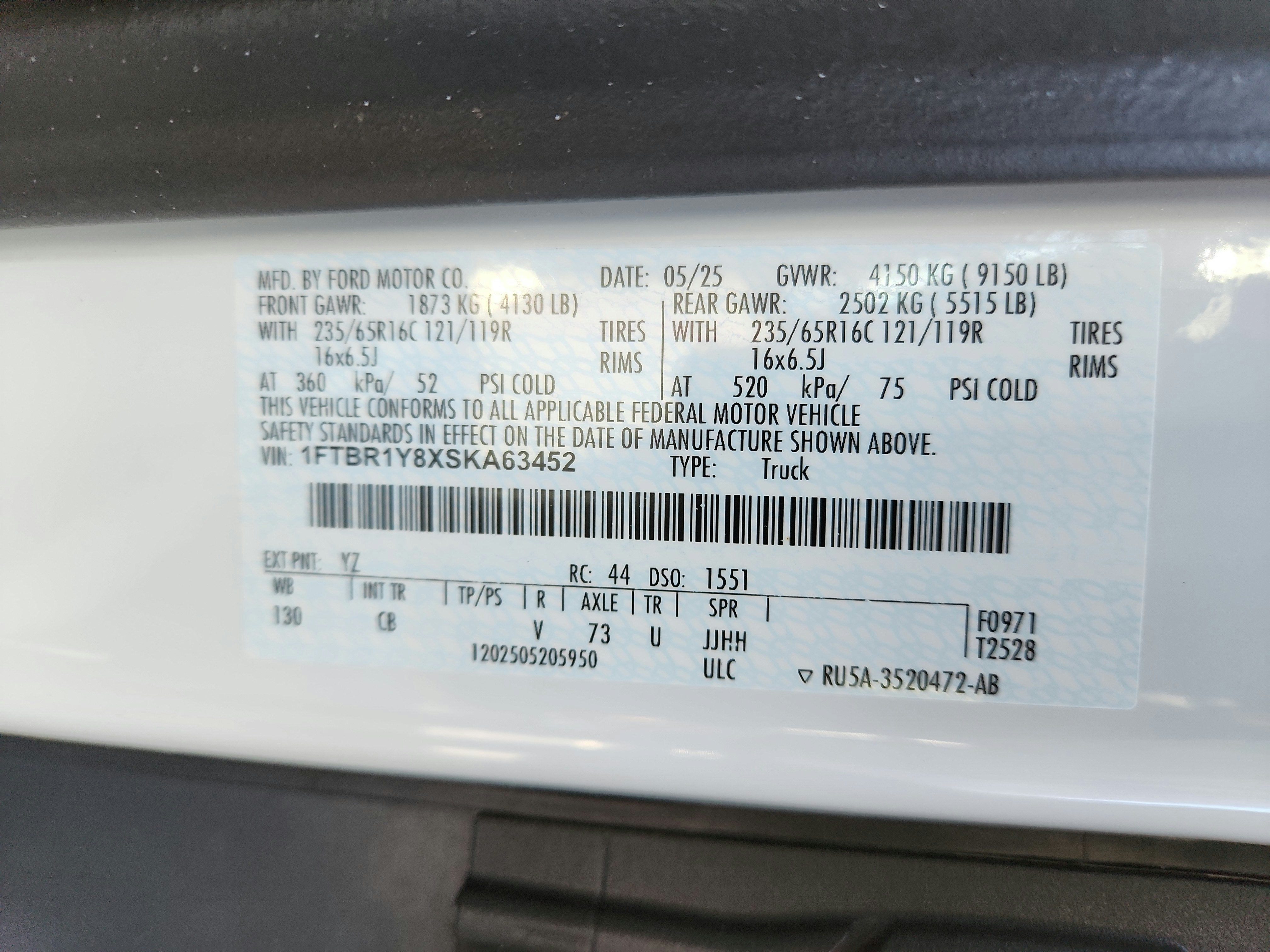 2025 Ford Transit-250 Cargo Van T-250 130" Low Rf 9070 GVWR RWD