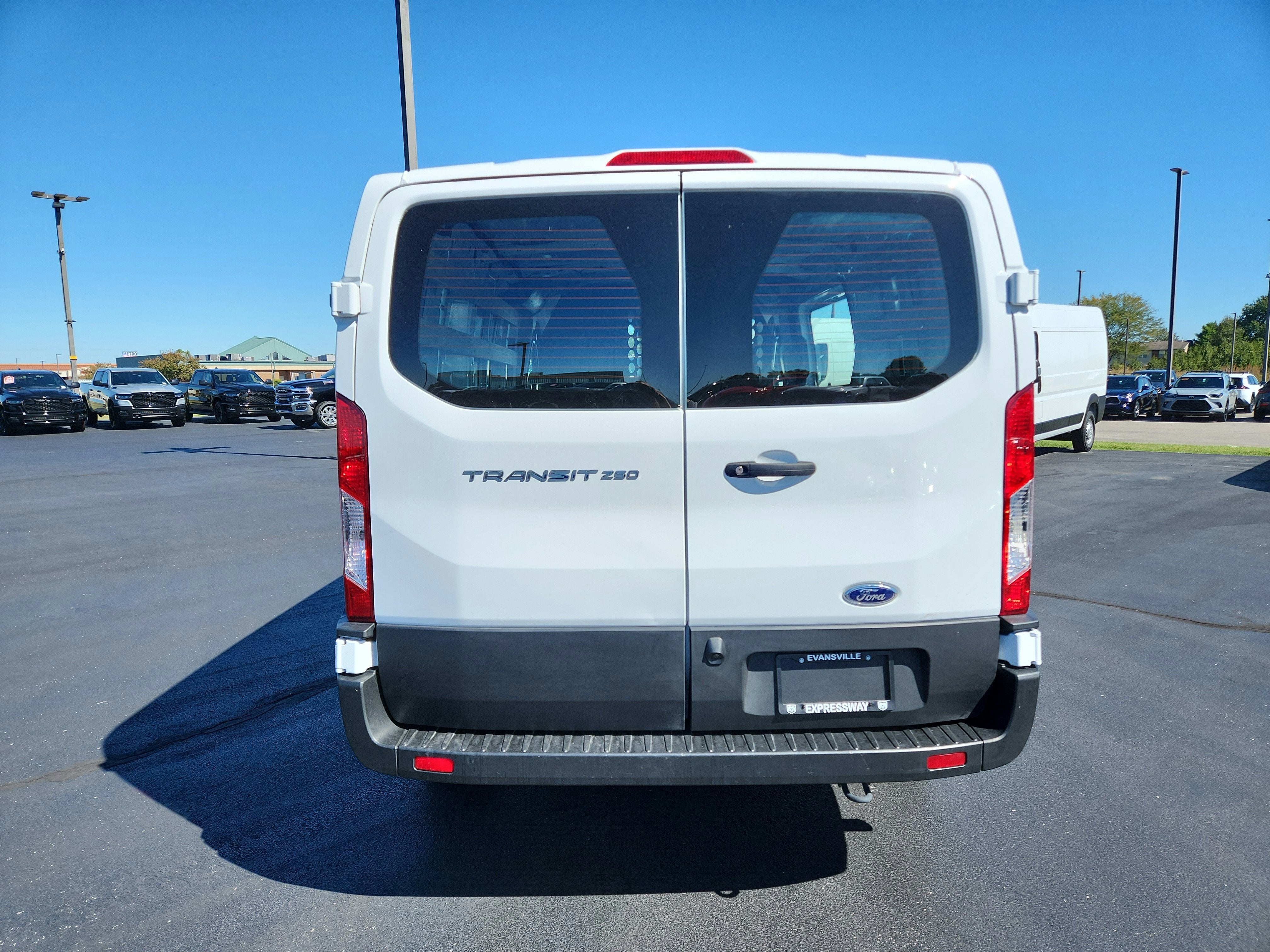 2025 Ford Transit-250 Cargo Van T-250 130" Low Rf 9070 GVWR RWD