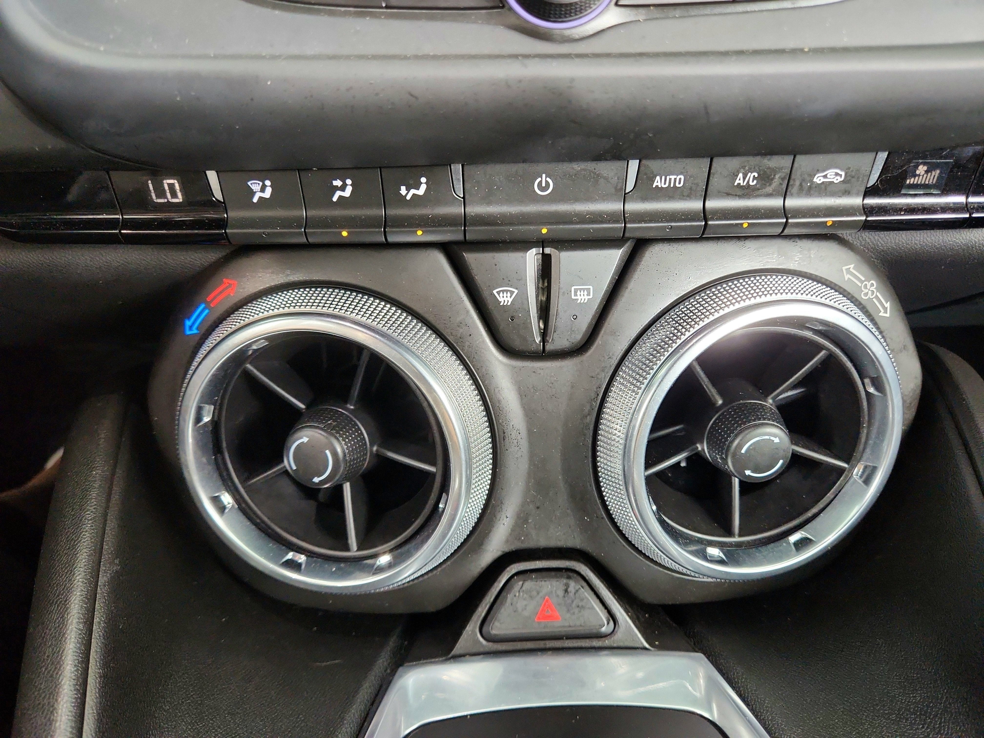 2022 Chevrolet Camaro 1LT