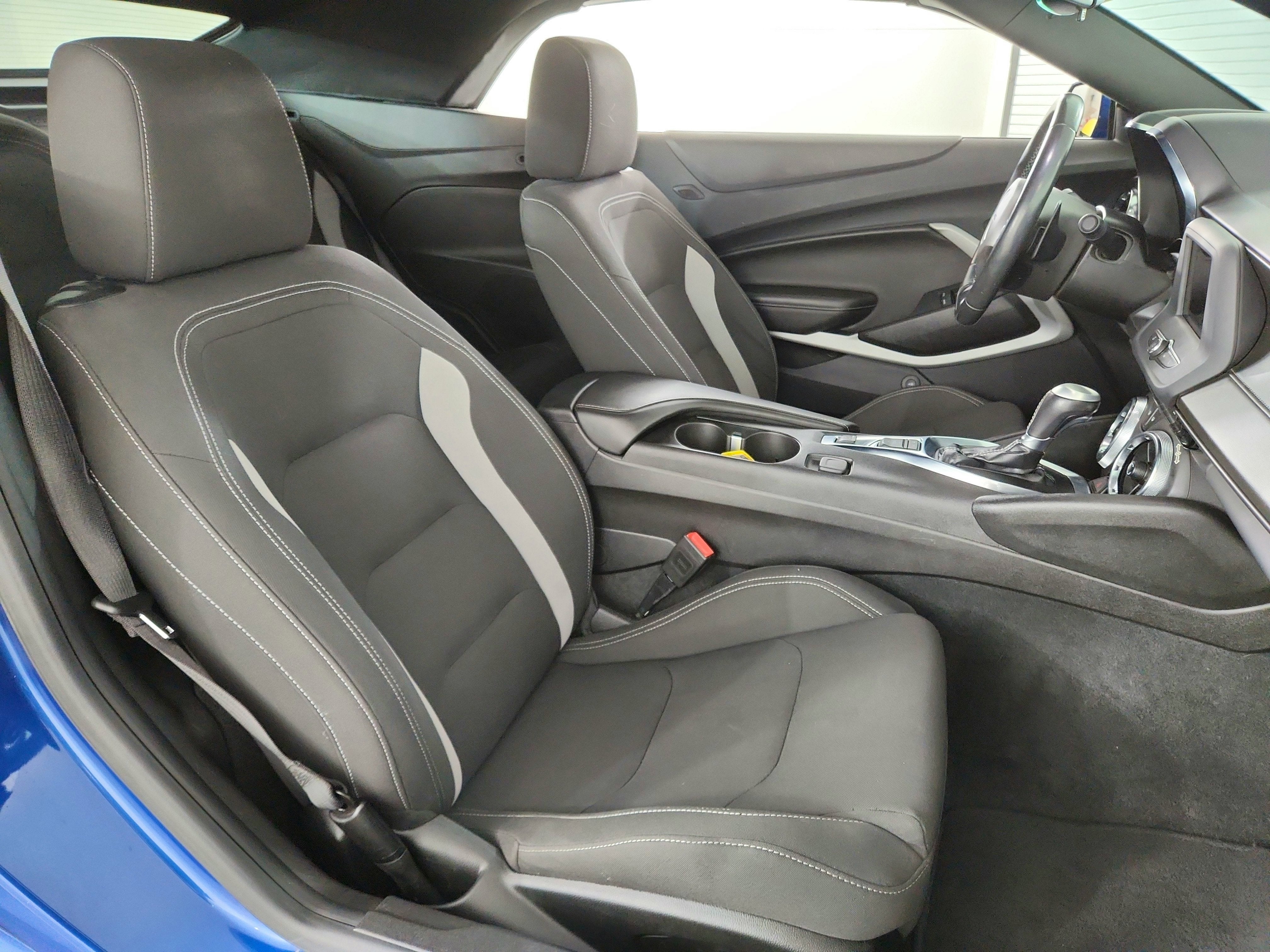 2022 Chevrolet Camaro 1LT