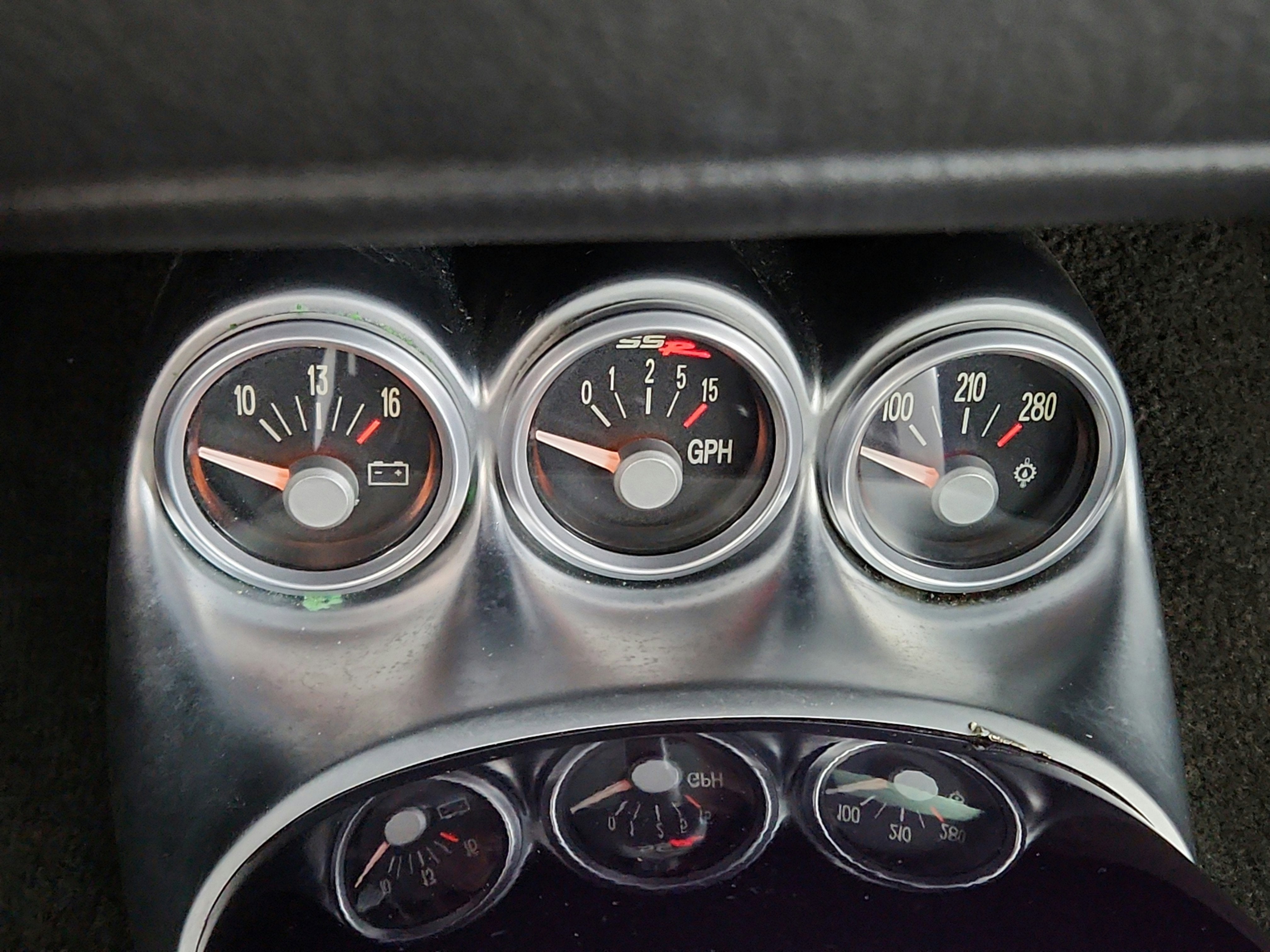 2004 Chevrolet SSR LS