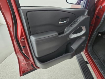 2025 Nissan Frontier SL