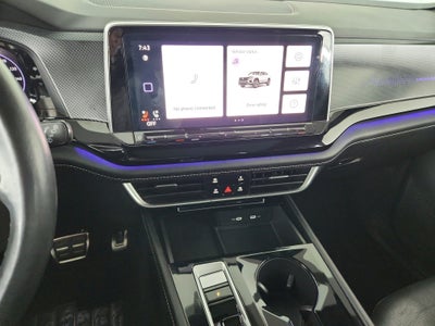 2024 Volkswagen Atlas Cross Sport 2.0T SEL Premium R-Line