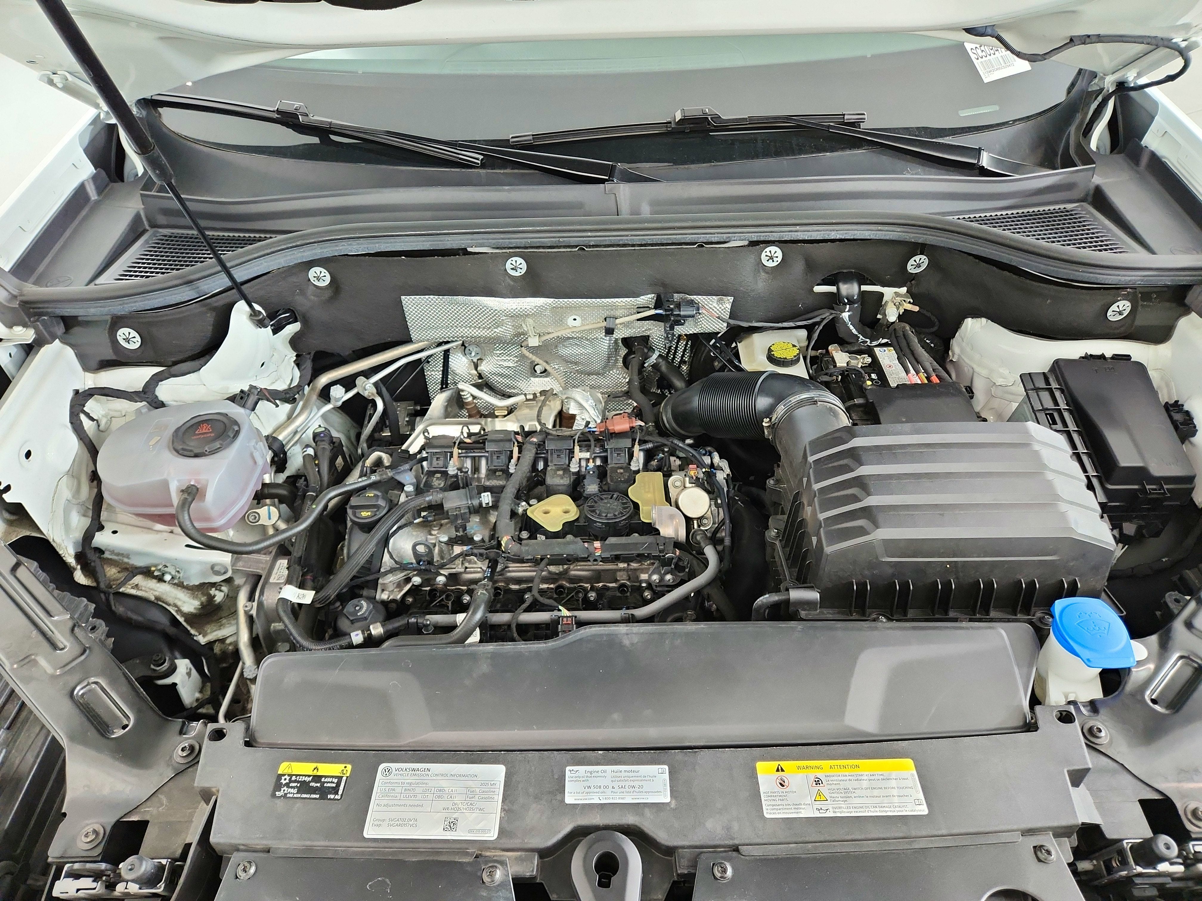 2025 Volkswagen Atlas 2.0T SE w/Technology