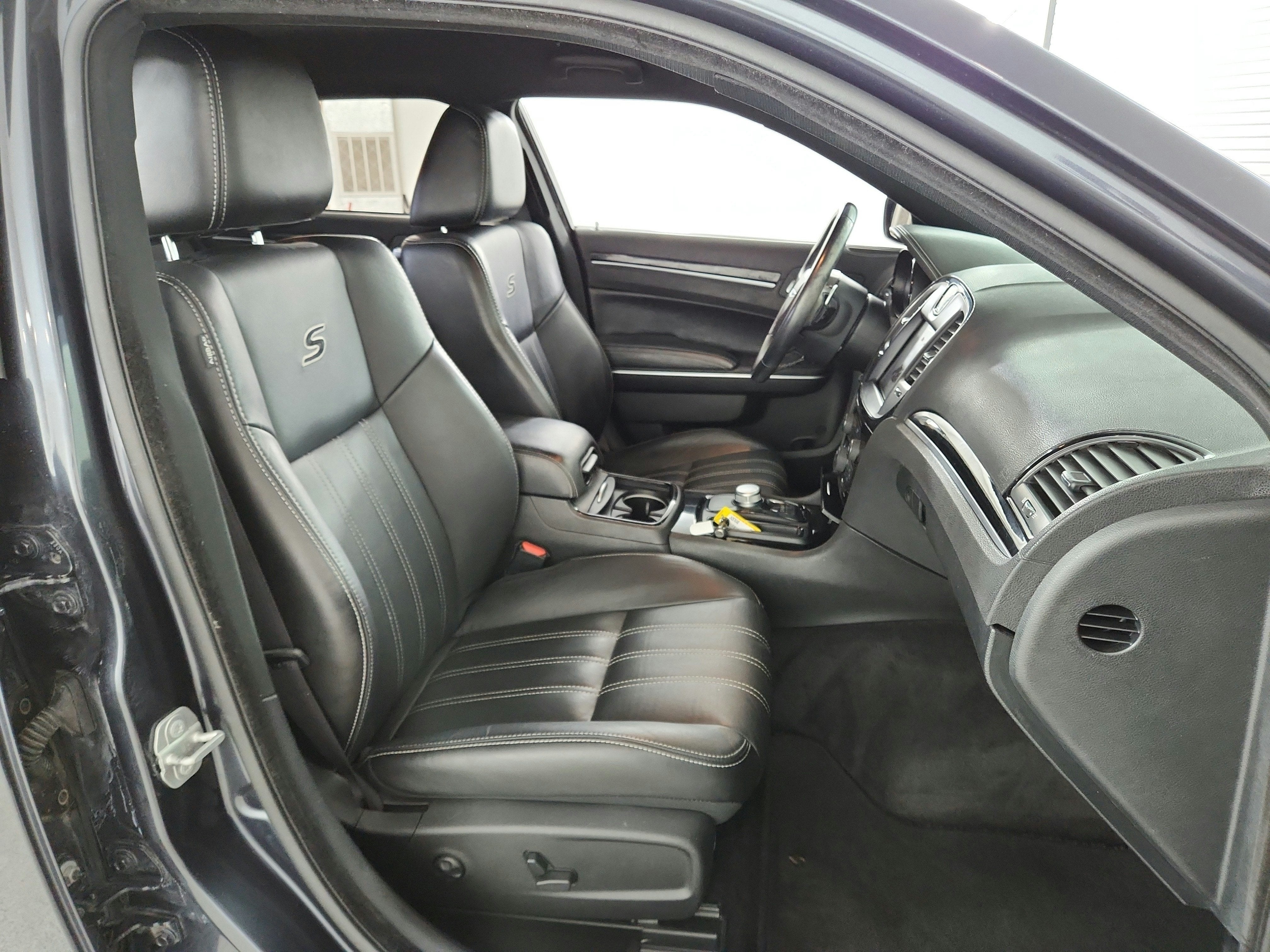 2018 Chrysler 300 300S