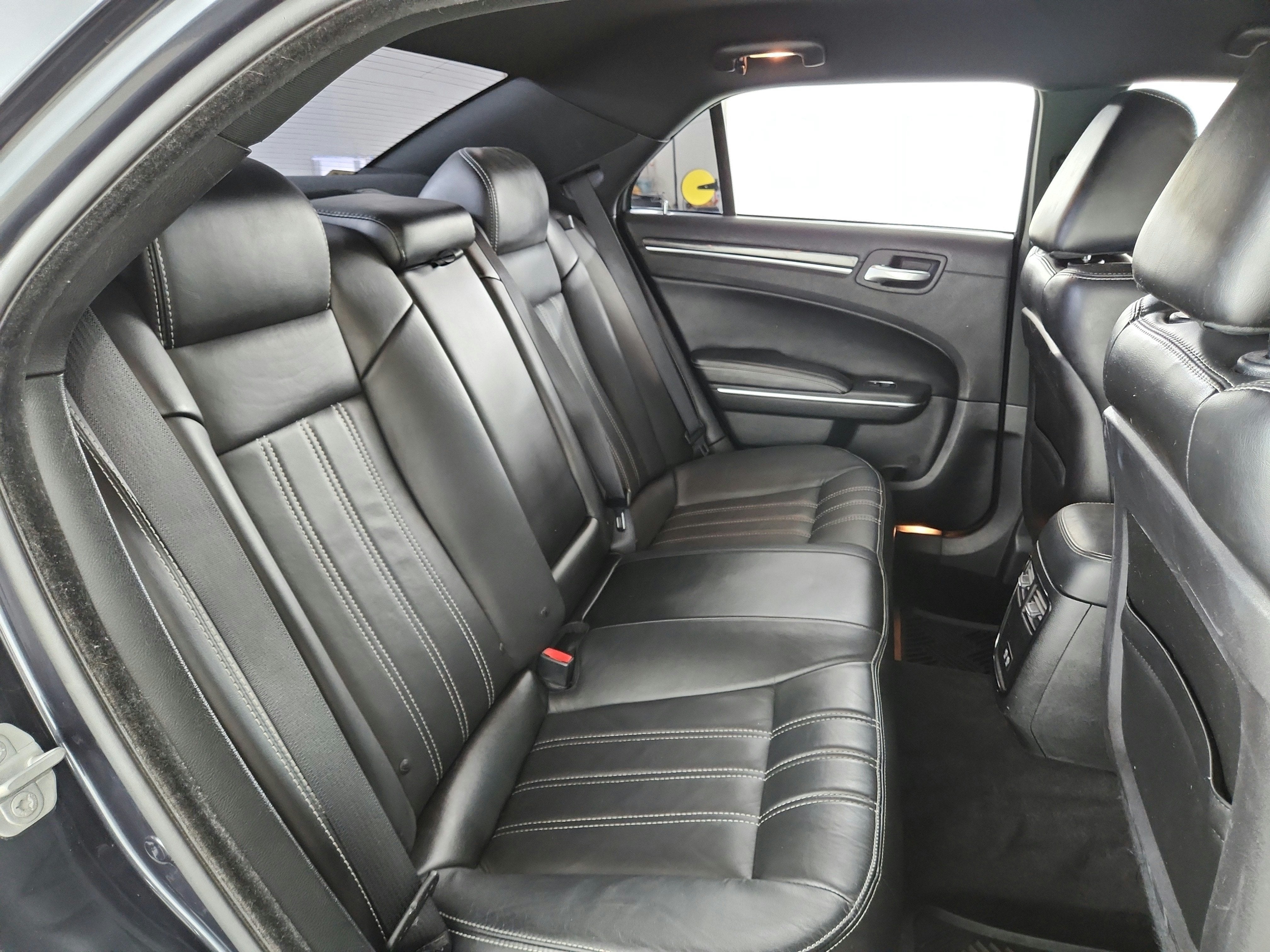 2018 Chrysler 300 300S