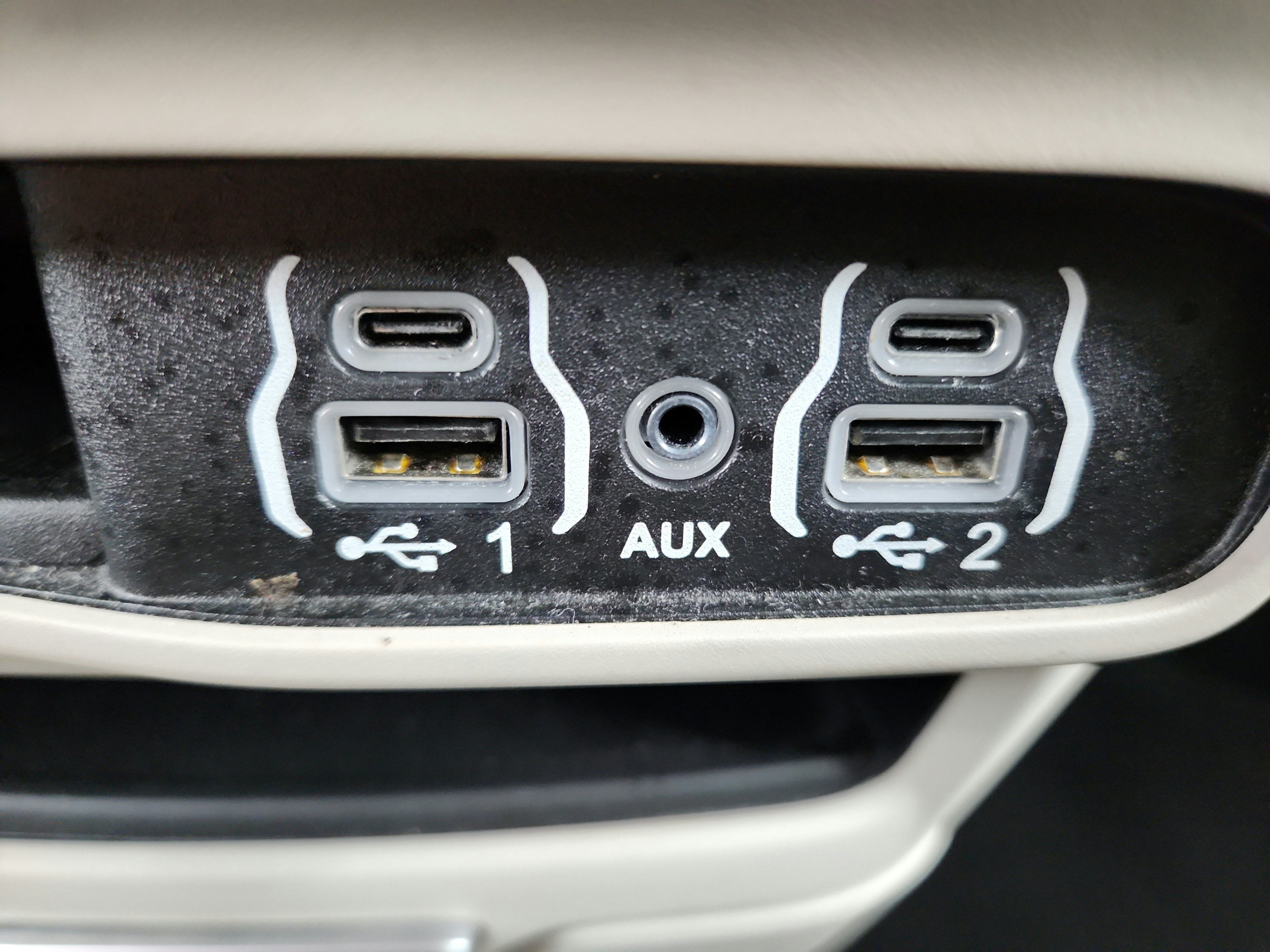 2023 Chrysler Pacifica Touring L FWD