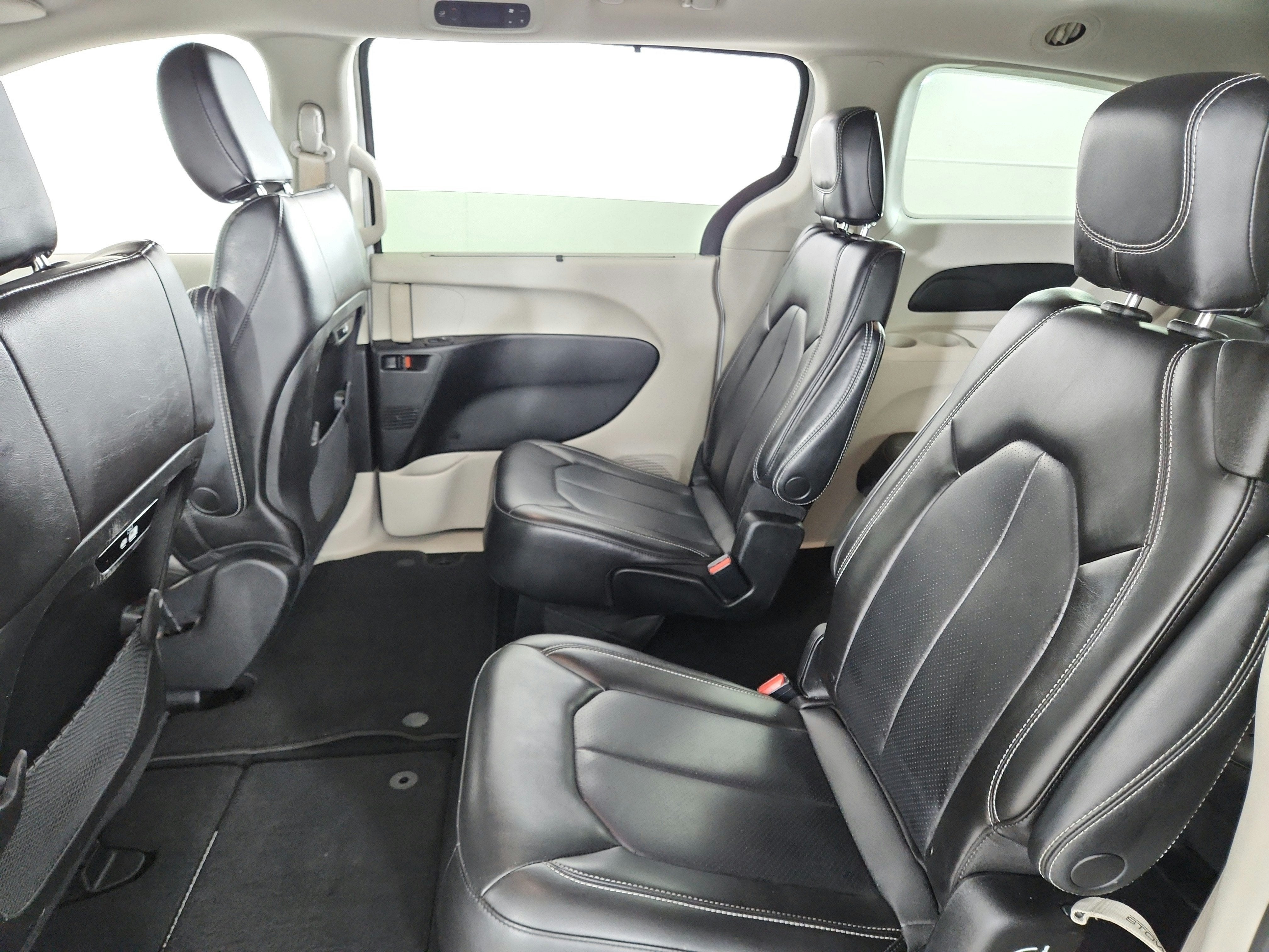 2023 Chrysler Pacifica Touring L FWD