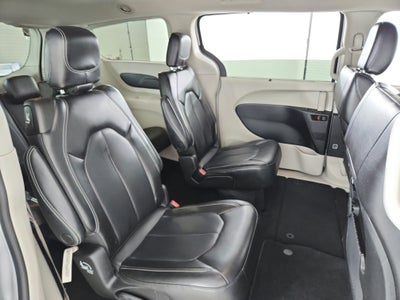 2023 Chrysler Pacifica Touring L FWD