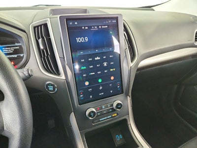 2023 Ford Edge SE