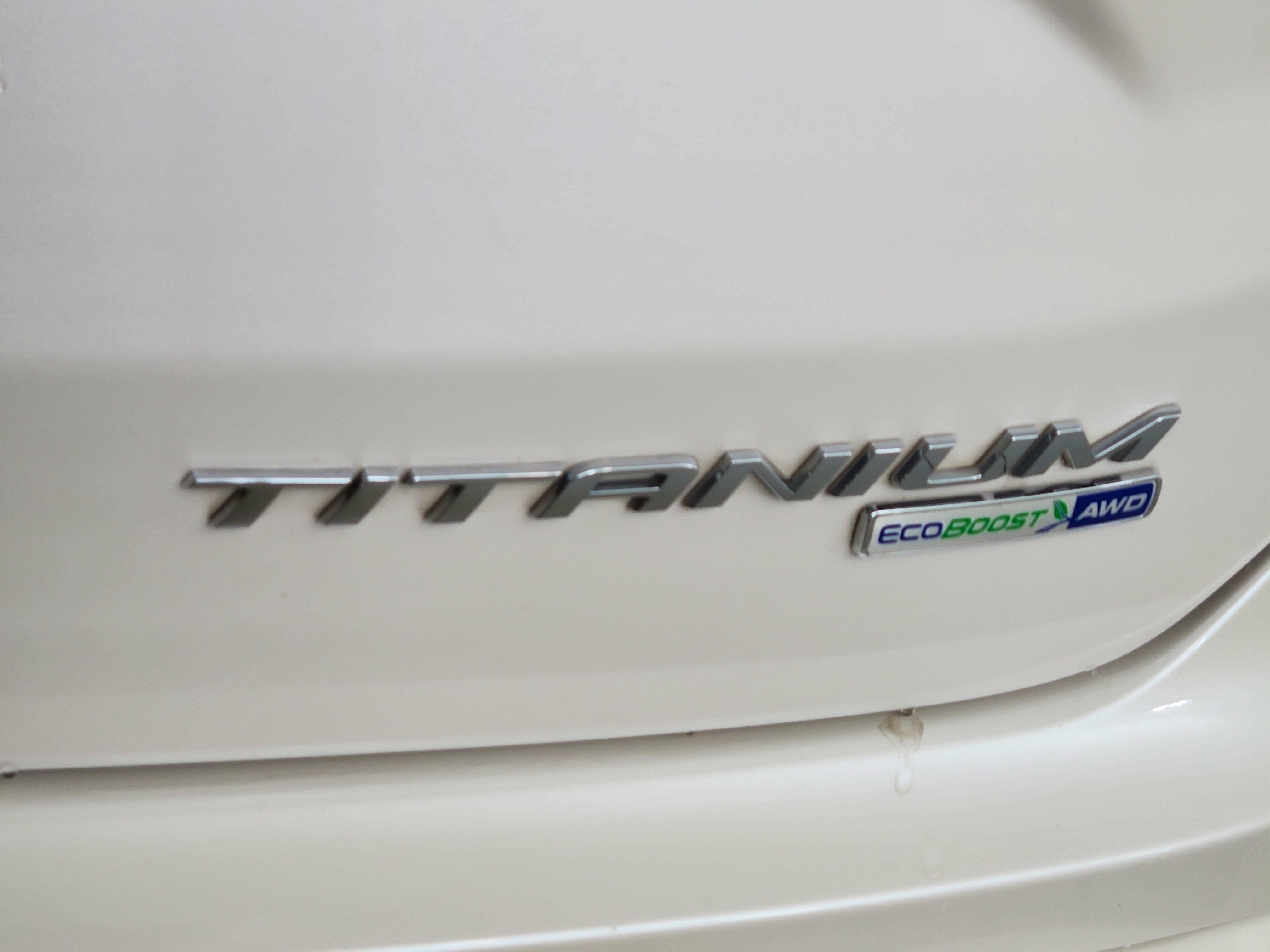 2019 Ford Edge Titanium