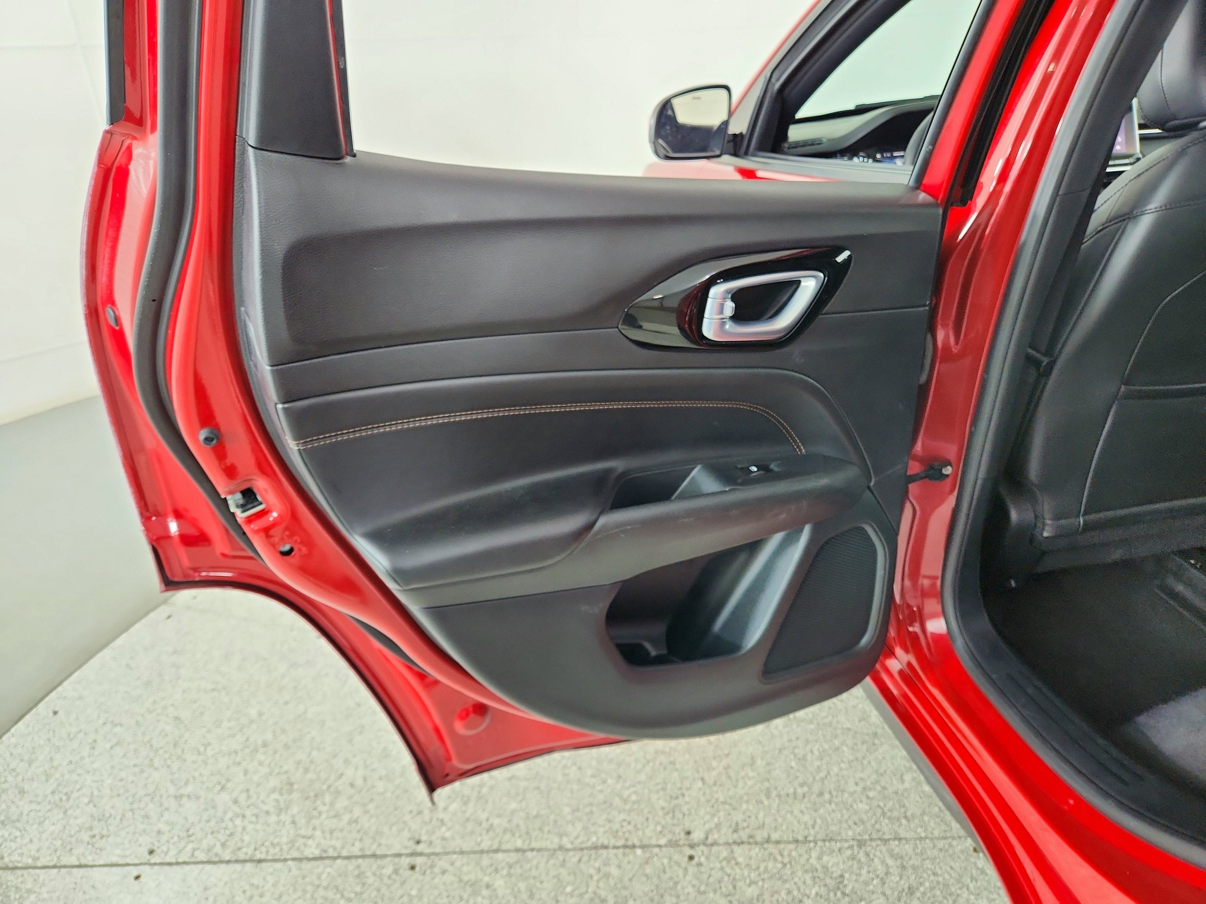 2023 Jeep Compass (RED) Edition