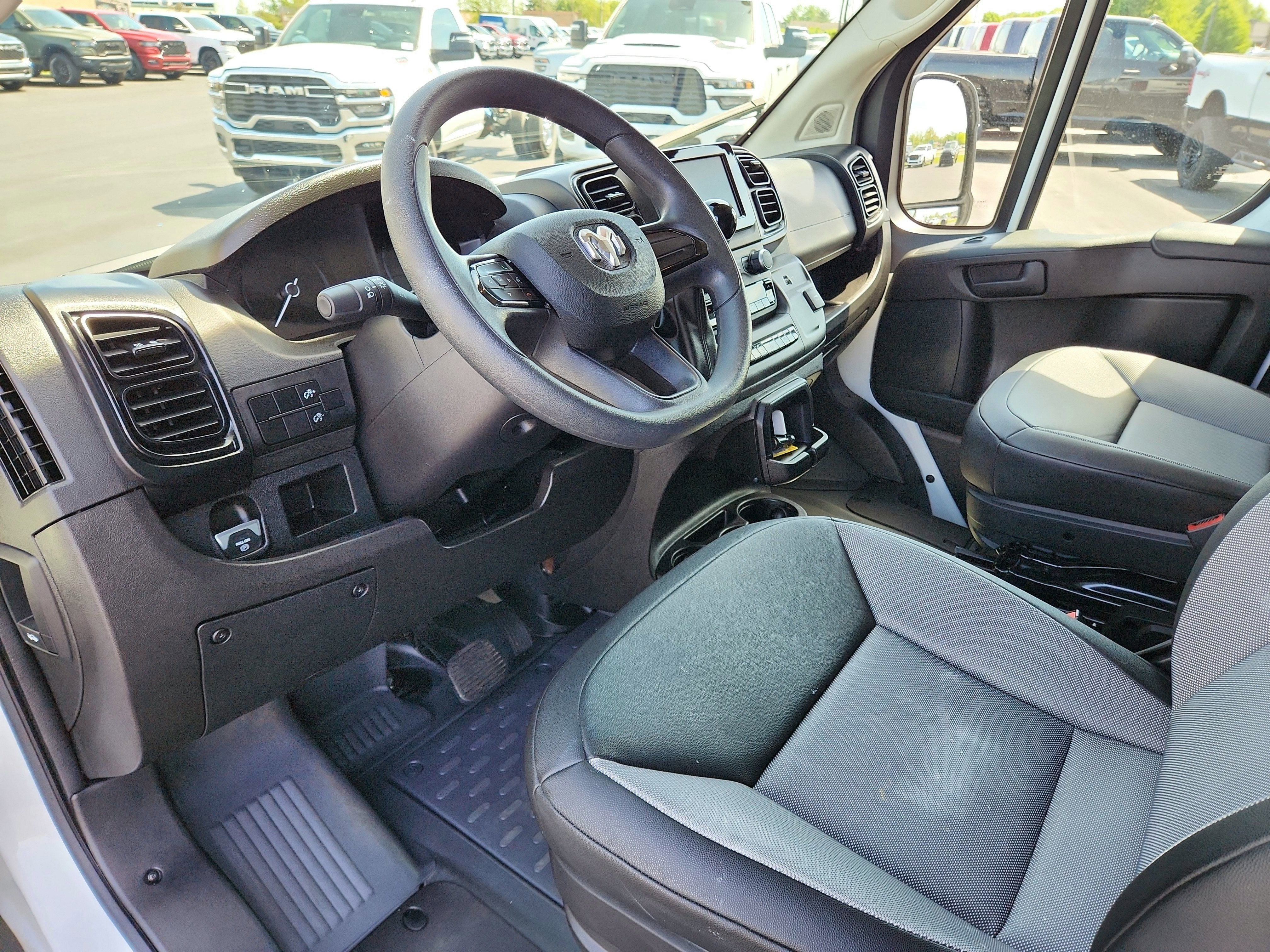 2024 RAM ProMaster Cargo Van Tradesman