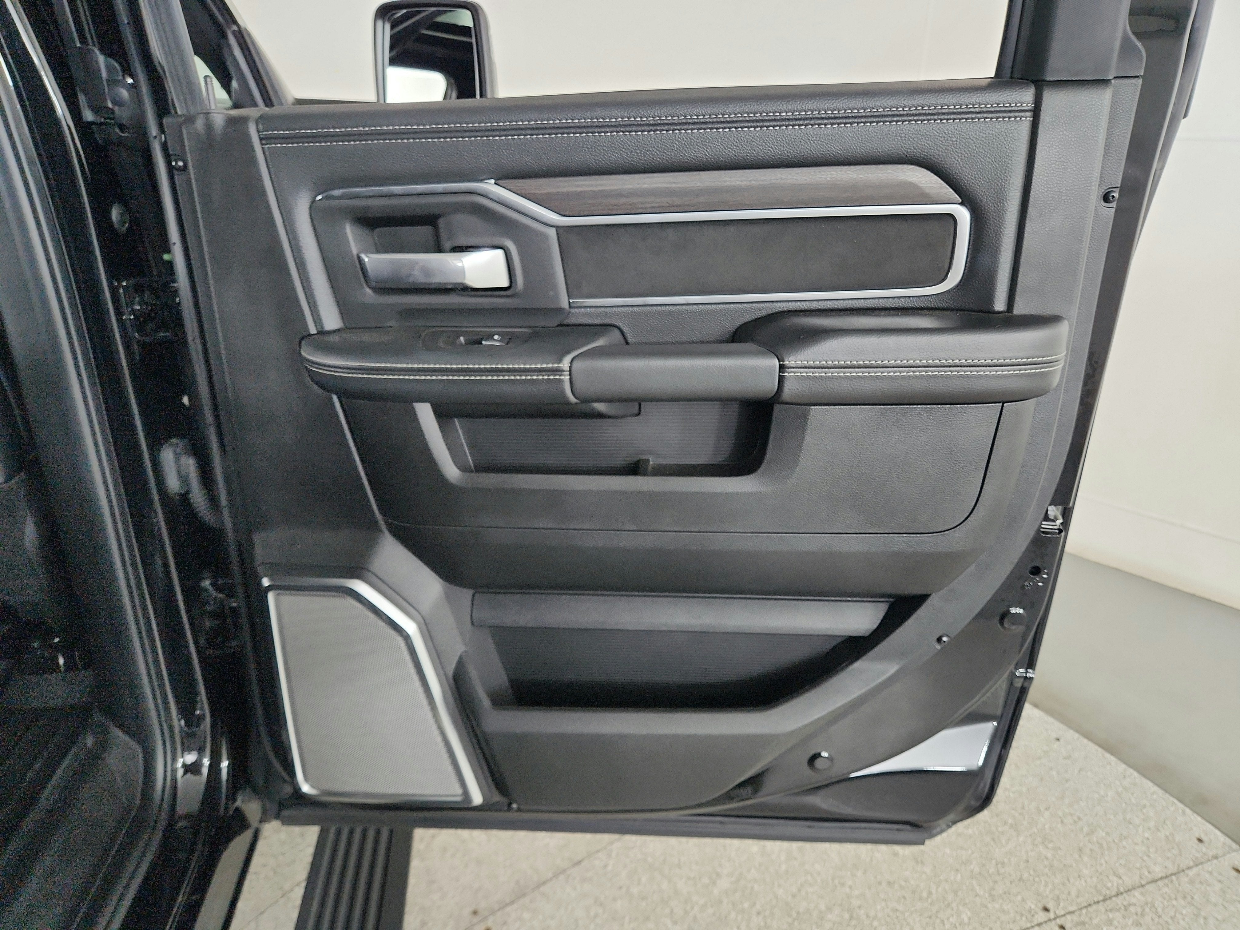 2025 RAM Ram 2500 Laramie